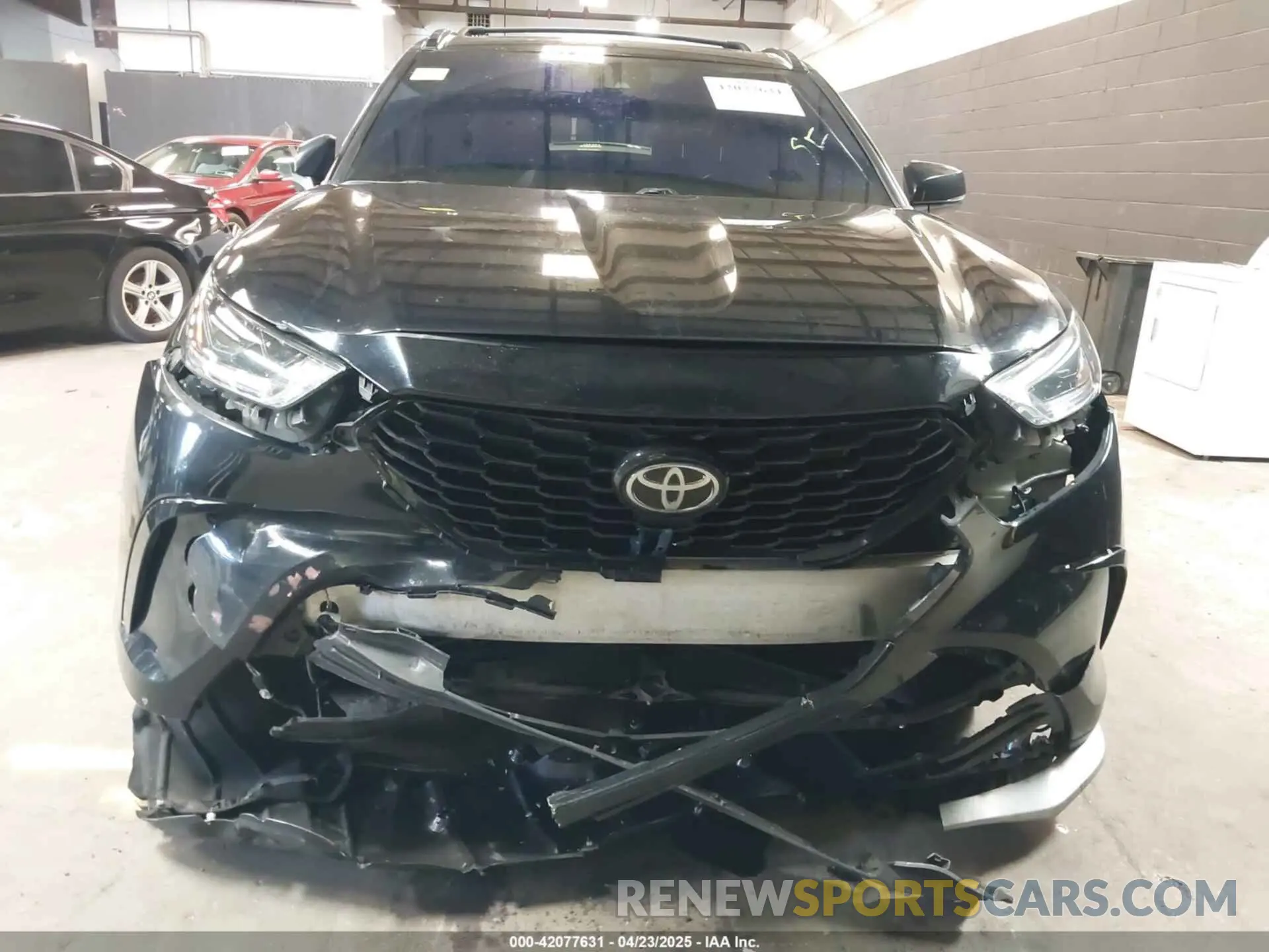 12 Photograph of a damaged car 5TDLZRBH8MS153139 TOYOTA HIGHLANDER 2021