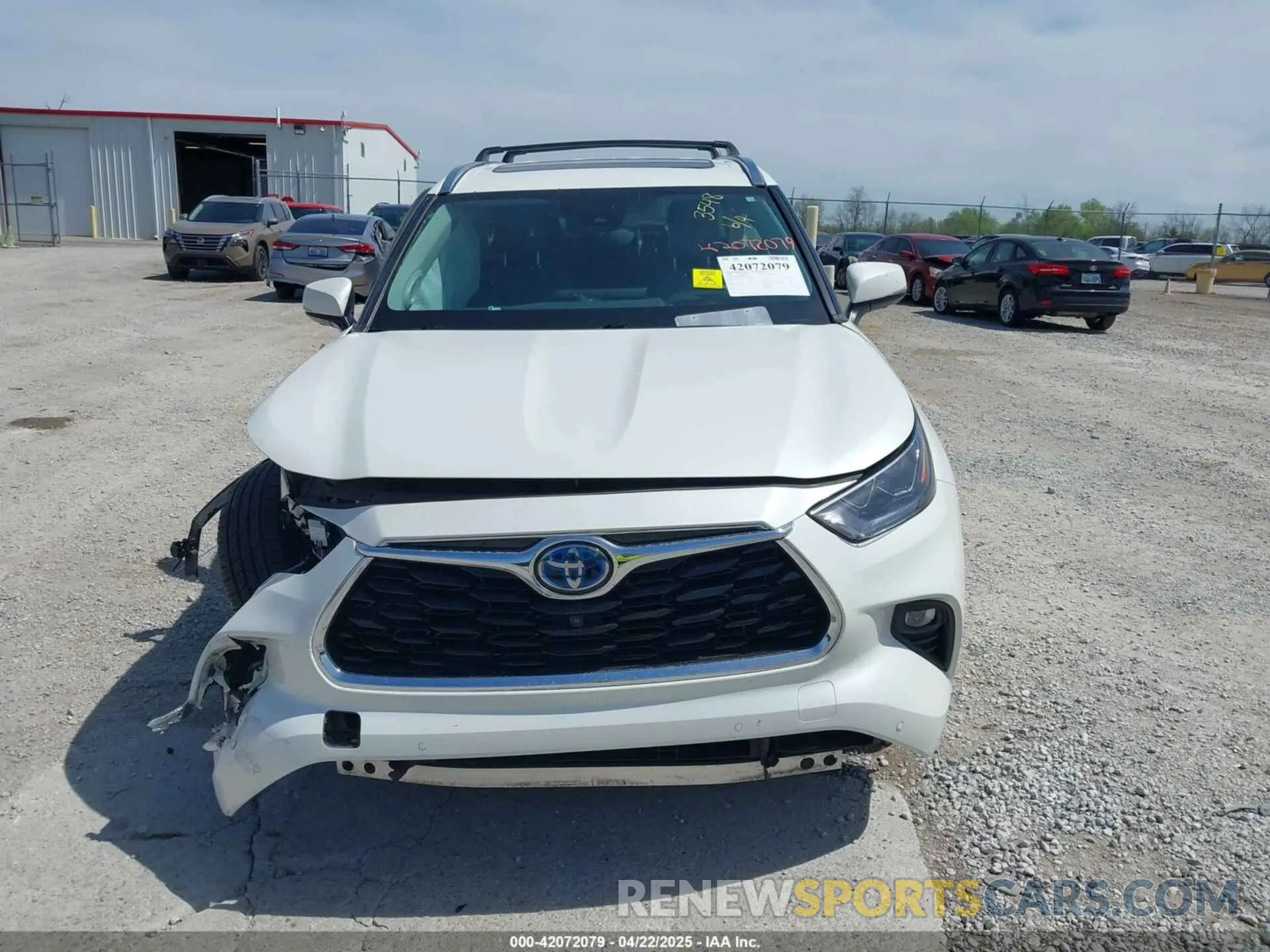 12 Photograph of a damaged car 5TDXBRCH0MS033548 TOYOTA HIGHLANDER 2021