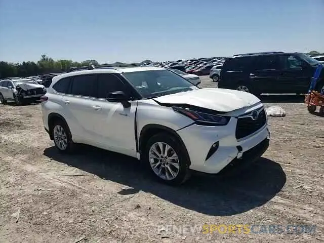 12 Photograph of a damaged car 5TDXBRCH0MS530289 TOYOTA HIGHLANDER 2021
