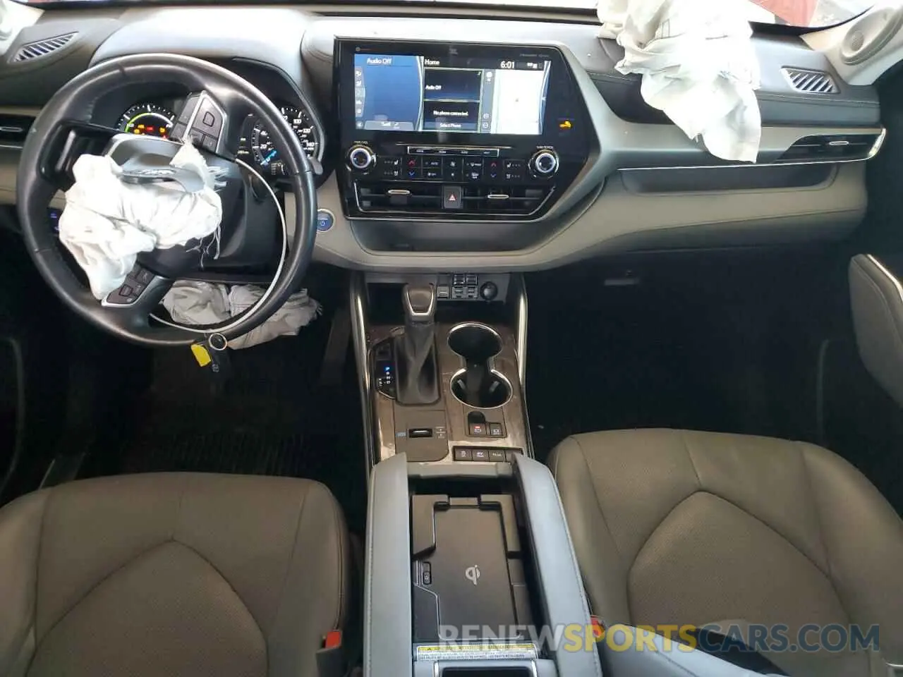 8 Photograph of a damaged car 5TDXBRCH1MS068647 TOYOTA HIGHLANDER 2021