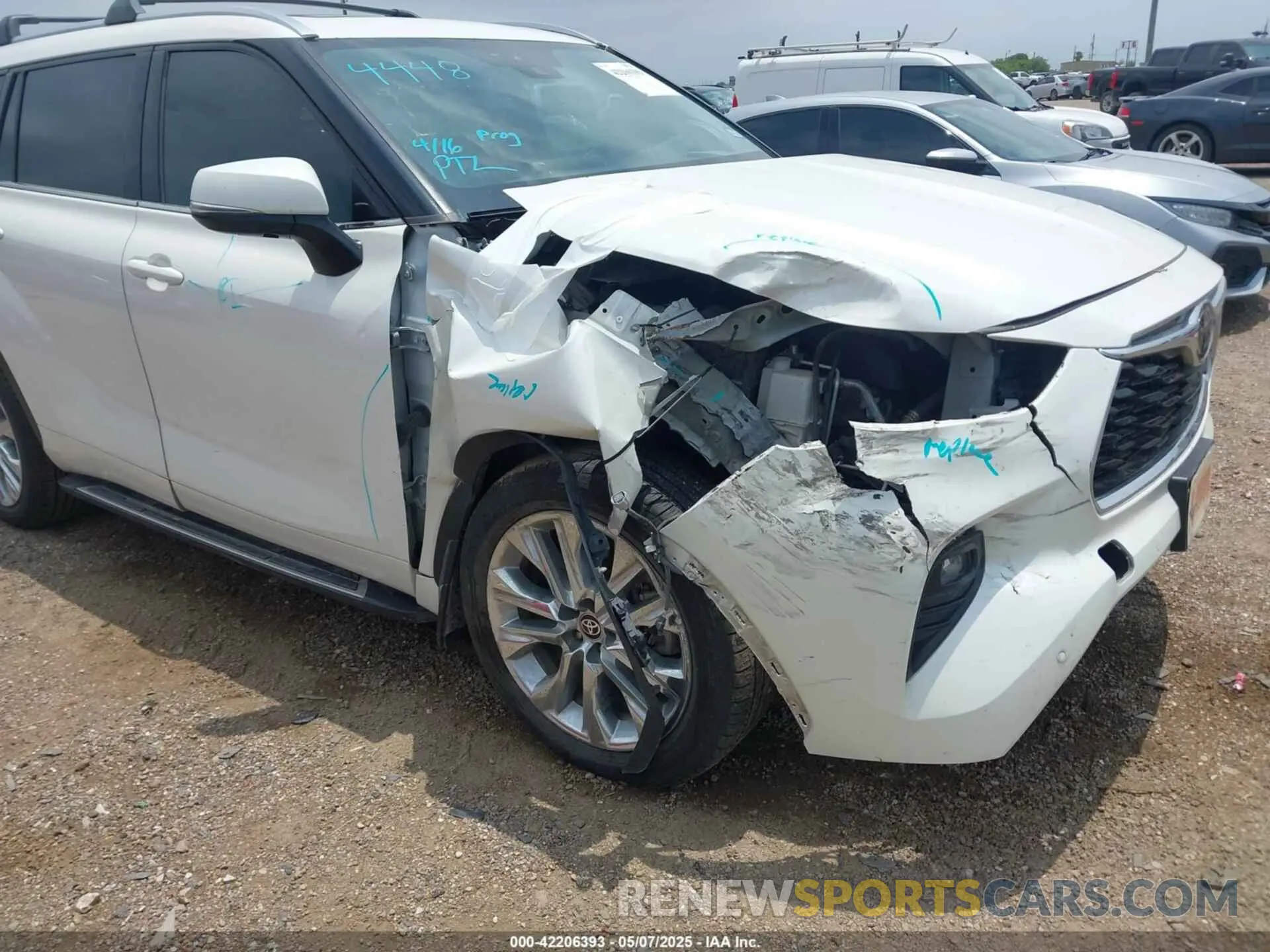 6 Photograph of a damaged car 5TDYZRAH2MS525873 TOYOTA HIGHLANDER 2021