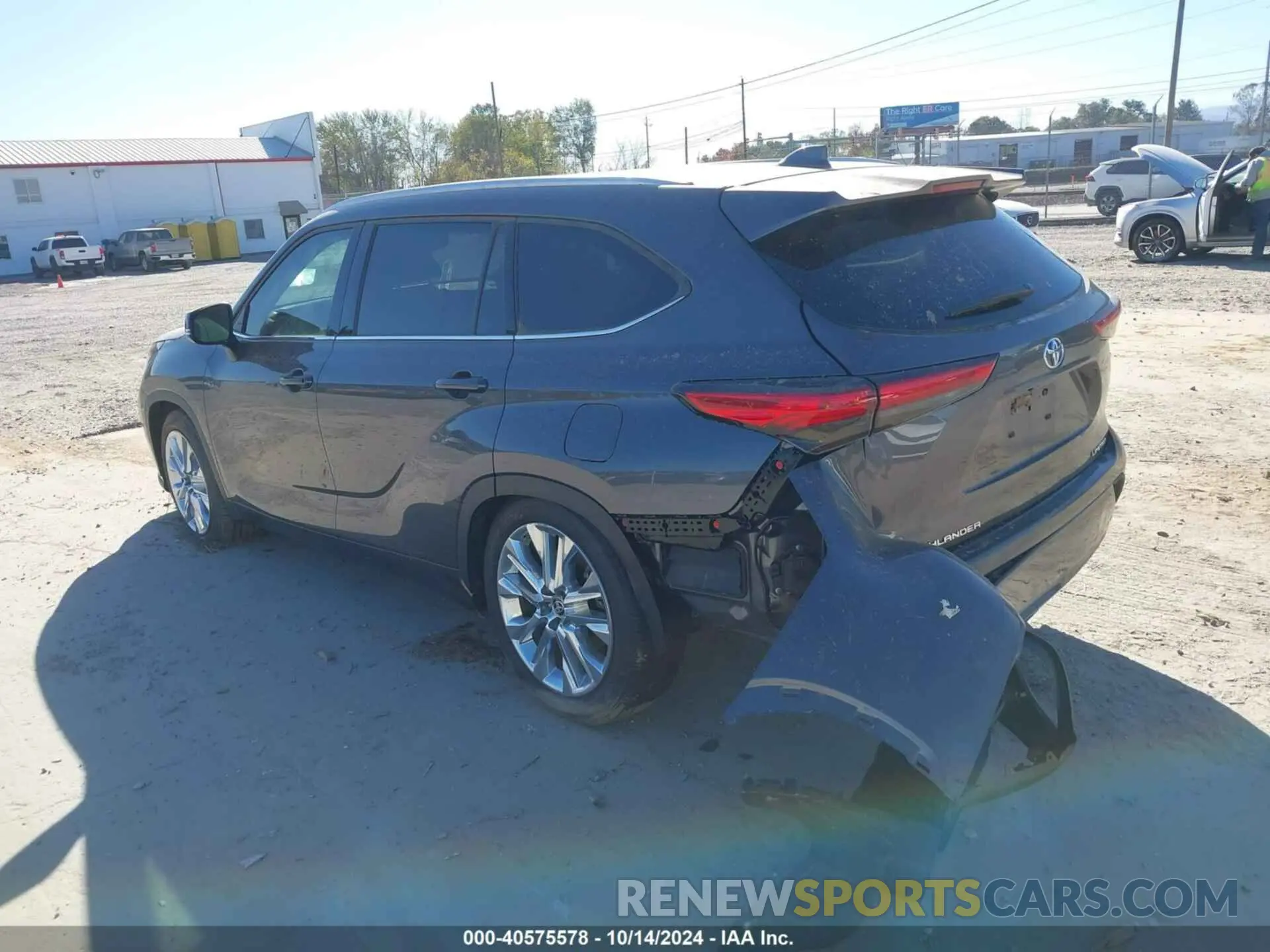 3 Photograph of a damaged car 5TDYZRAH2MS537683 TOYOTA HIGHLANDER 2021