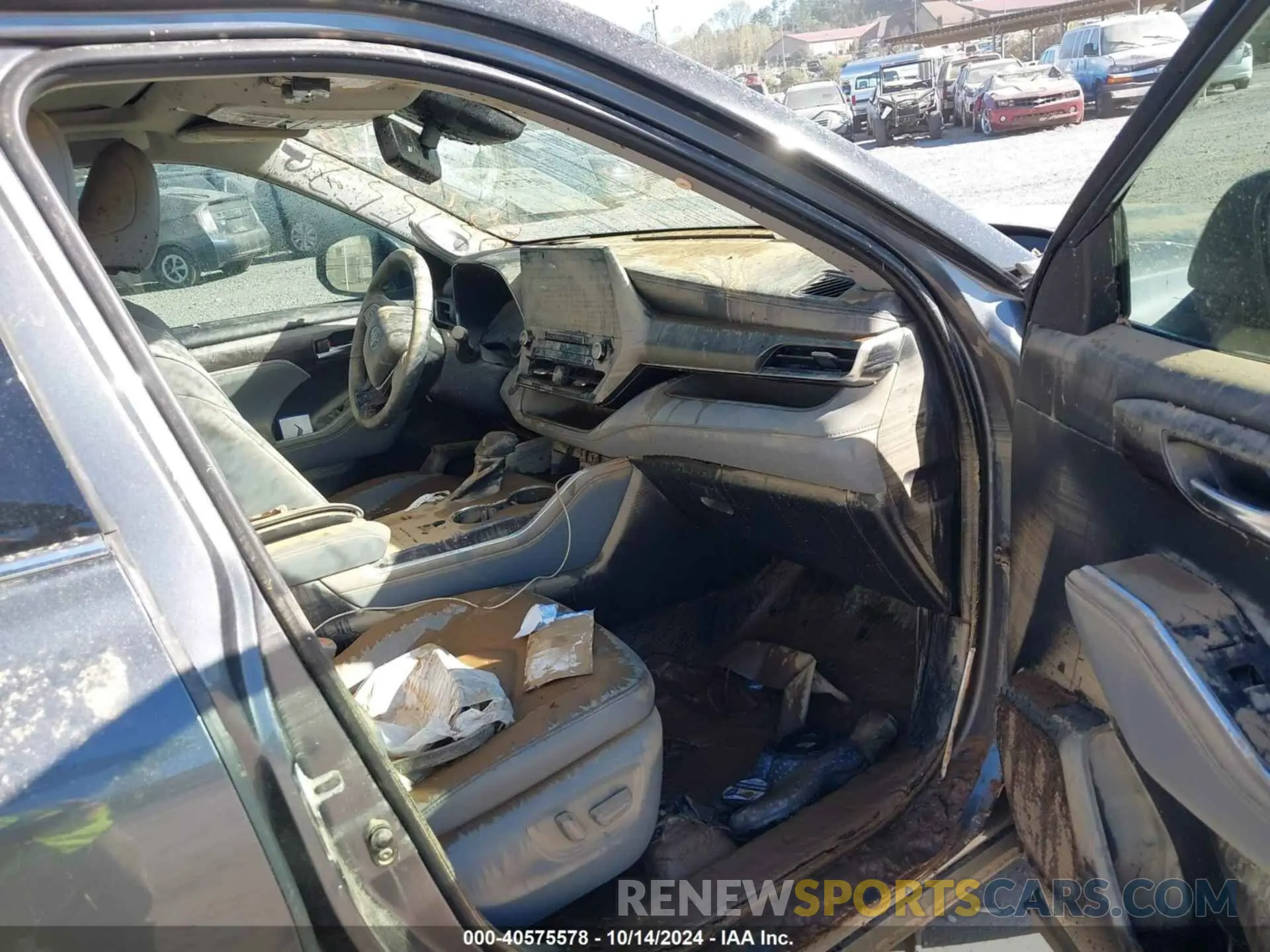 5 Photograph of a damaged car 5TDYZRAH2MS537683 TOYOTA HIGHLANDER 2021