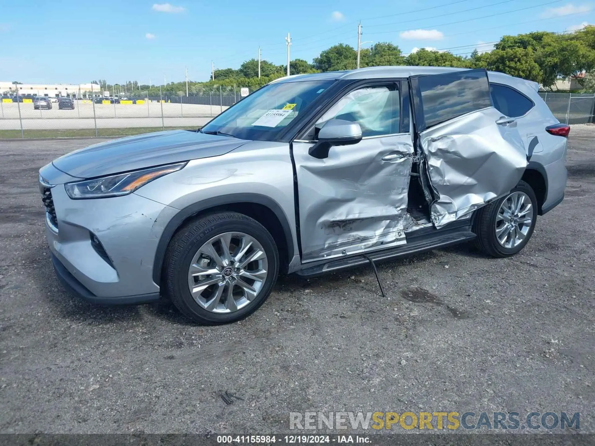2 Photograph of a damaged car 5TDYZRAH3MS068118 TOYOTA HIGHLANDER 2021