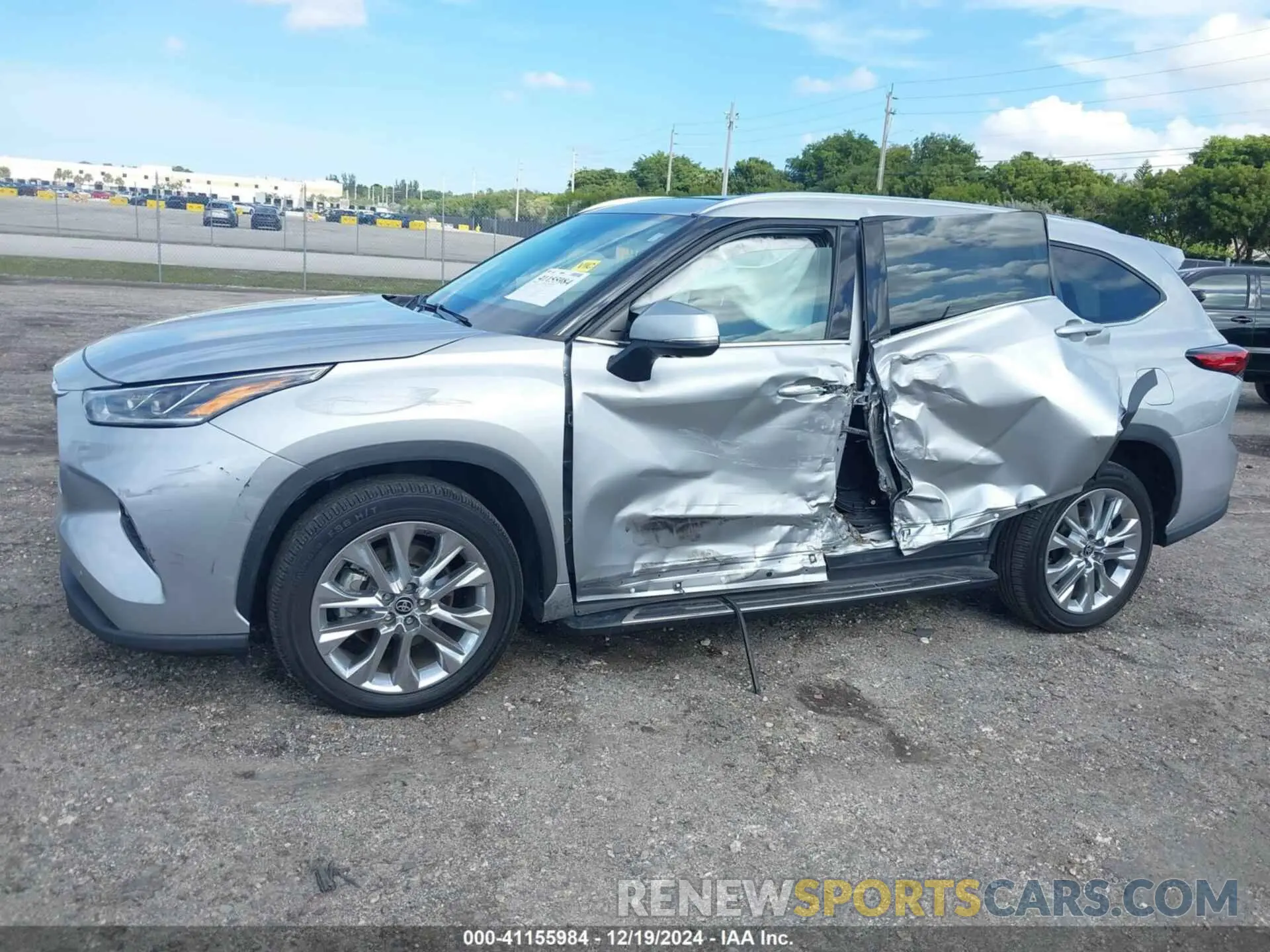 6 Photograph of a damaged car 5TDYZRAH3MS068118 TOYOTA HIGHLANDER 2021