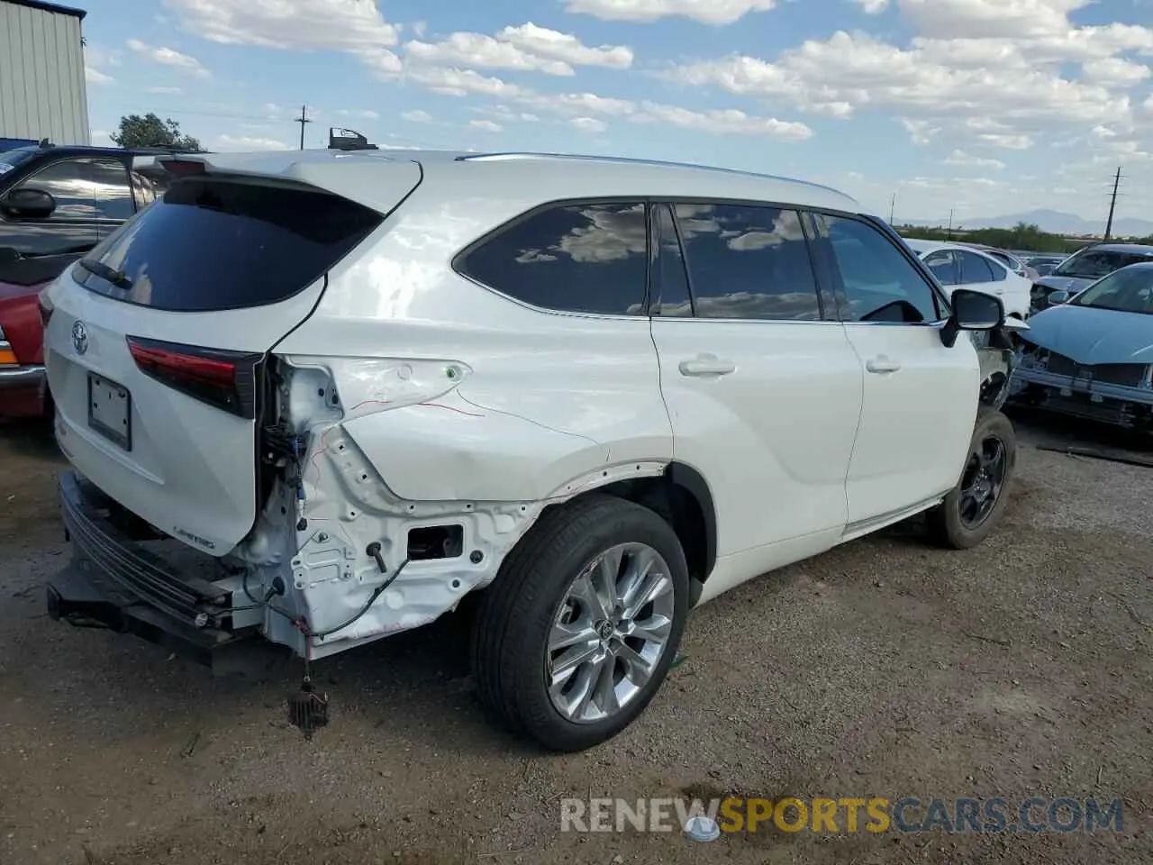 3 Photograph of a damaged car 5TDYZRAH7MS077324 TOYOTA HIGHLANDER 2021