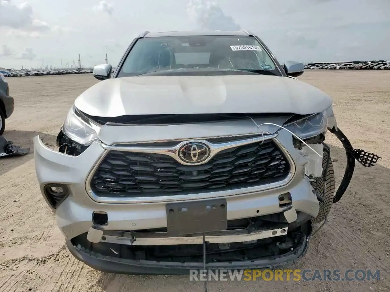 5 Photograph of a damaged car 5TDYZRAH8MS528826 TOYOTA HIGHLANDER 2021