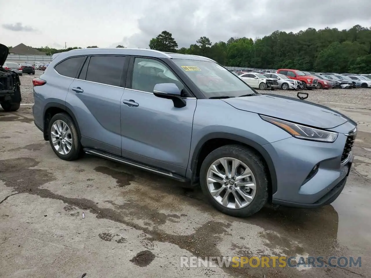 4 Photograph of a damaged car 5TDYZRAH9MS036404 TOYOTA HIGHLANDER 2021