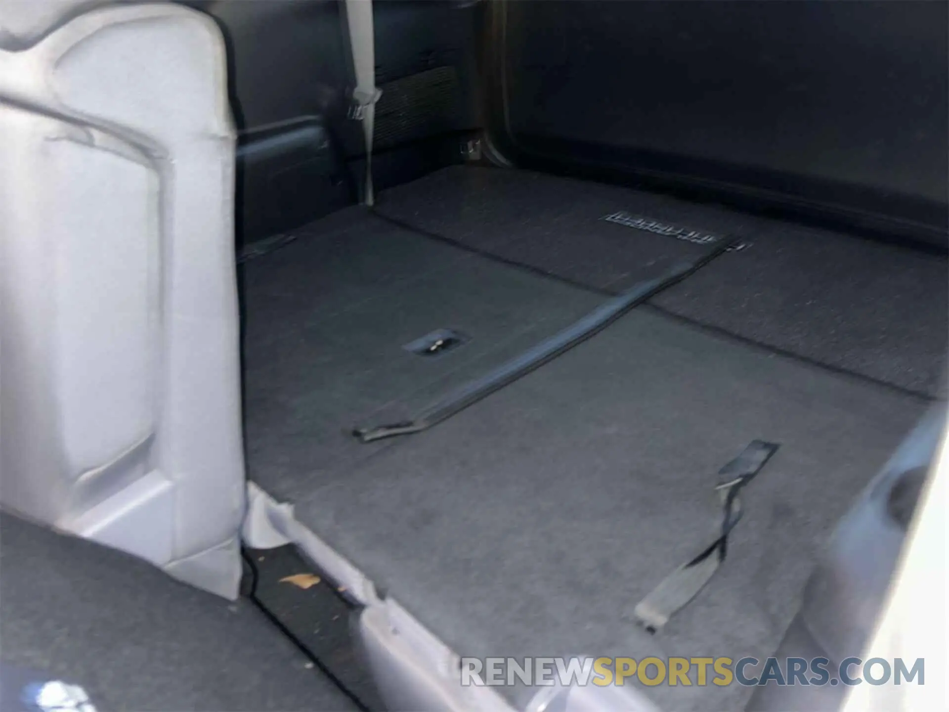 5 Photograph of a damaged car 5TDZARAH3MS009680 TOYOTA HIGHLANDER 2021