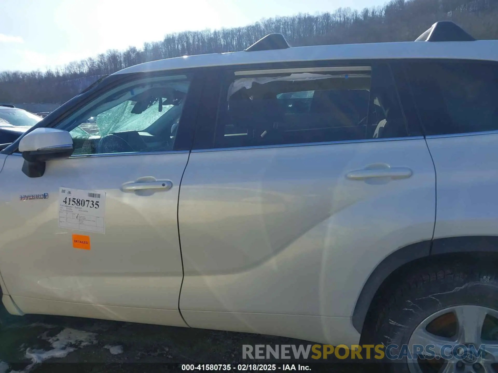14 Photograph of a damaged car 5TDZARAH3MS507748 TOYOTA HIGHLANDER 2021