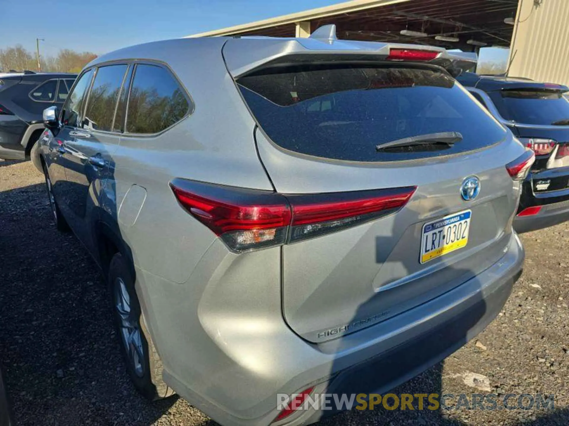 20 Photograph of a damaged car 5TDZARAH4MS506866 TOYOTA HIGHLANDER 2021