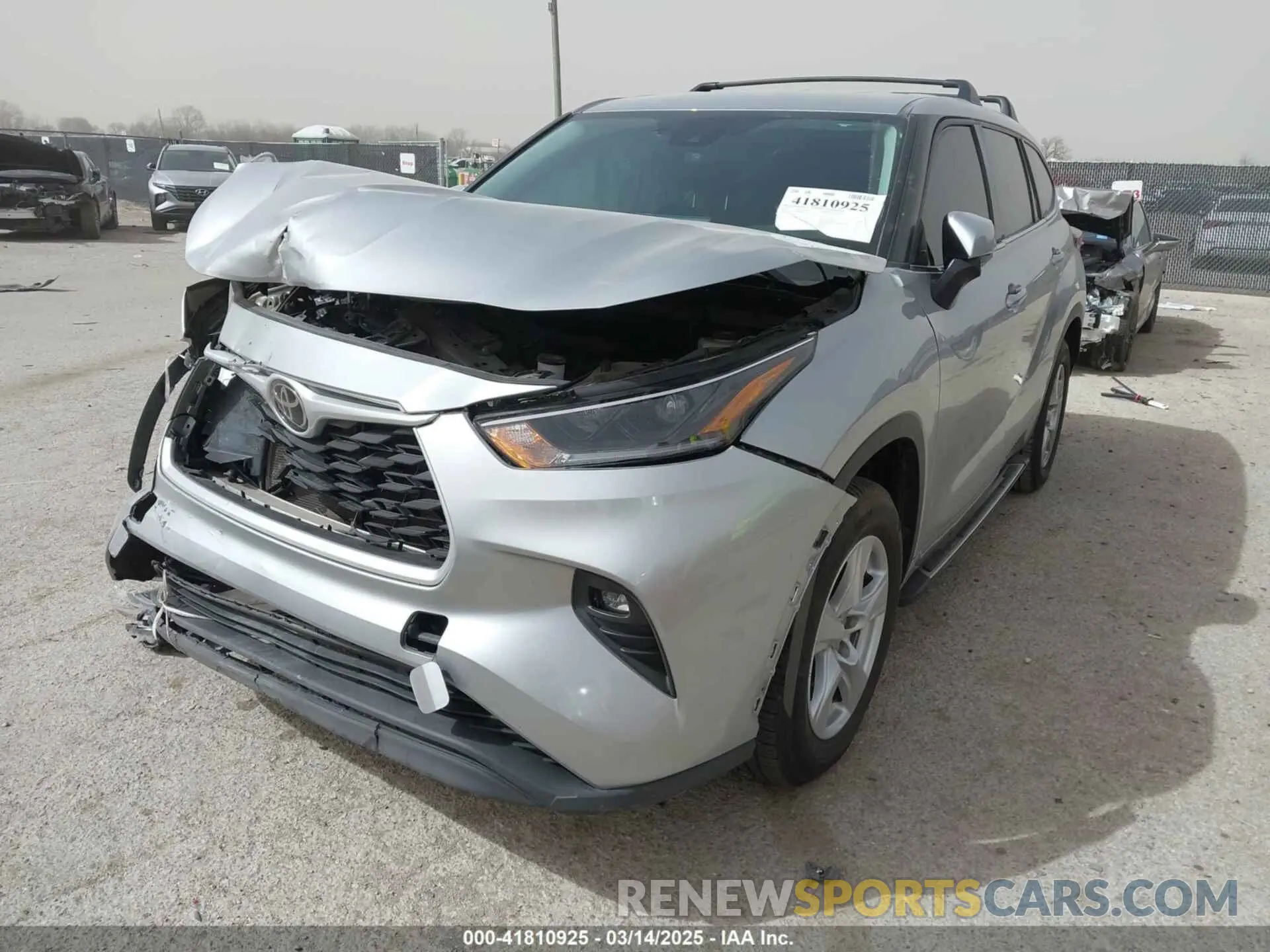 6 Photograph of a damaged car 5TDZZRAH4MS070514 TOYOTA HIGHLANDER 2021