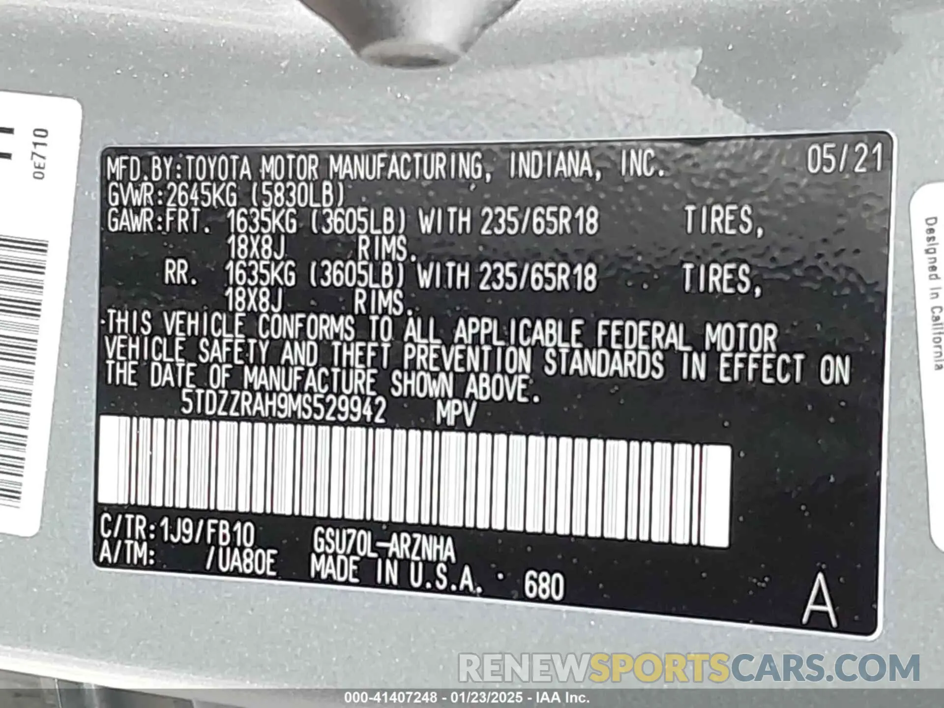 9 Photograph of a damaged car 5TDZZRAH9MS529942 TOYOTA HIGHLANDER 2021