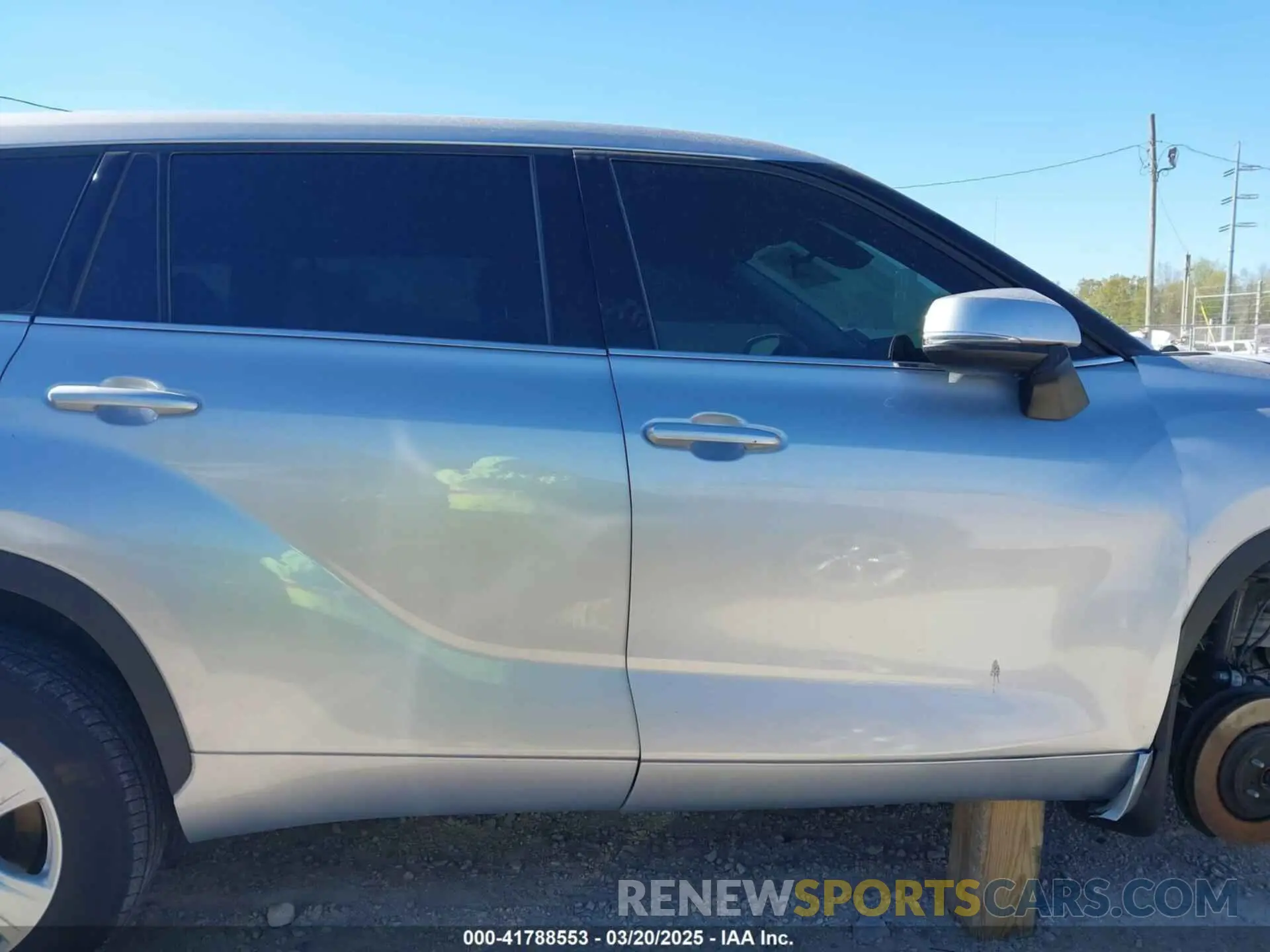14 Photograph of a damaged car 5TDZZRAH9MS533683 TOYOTA HIGHLANDER 2021