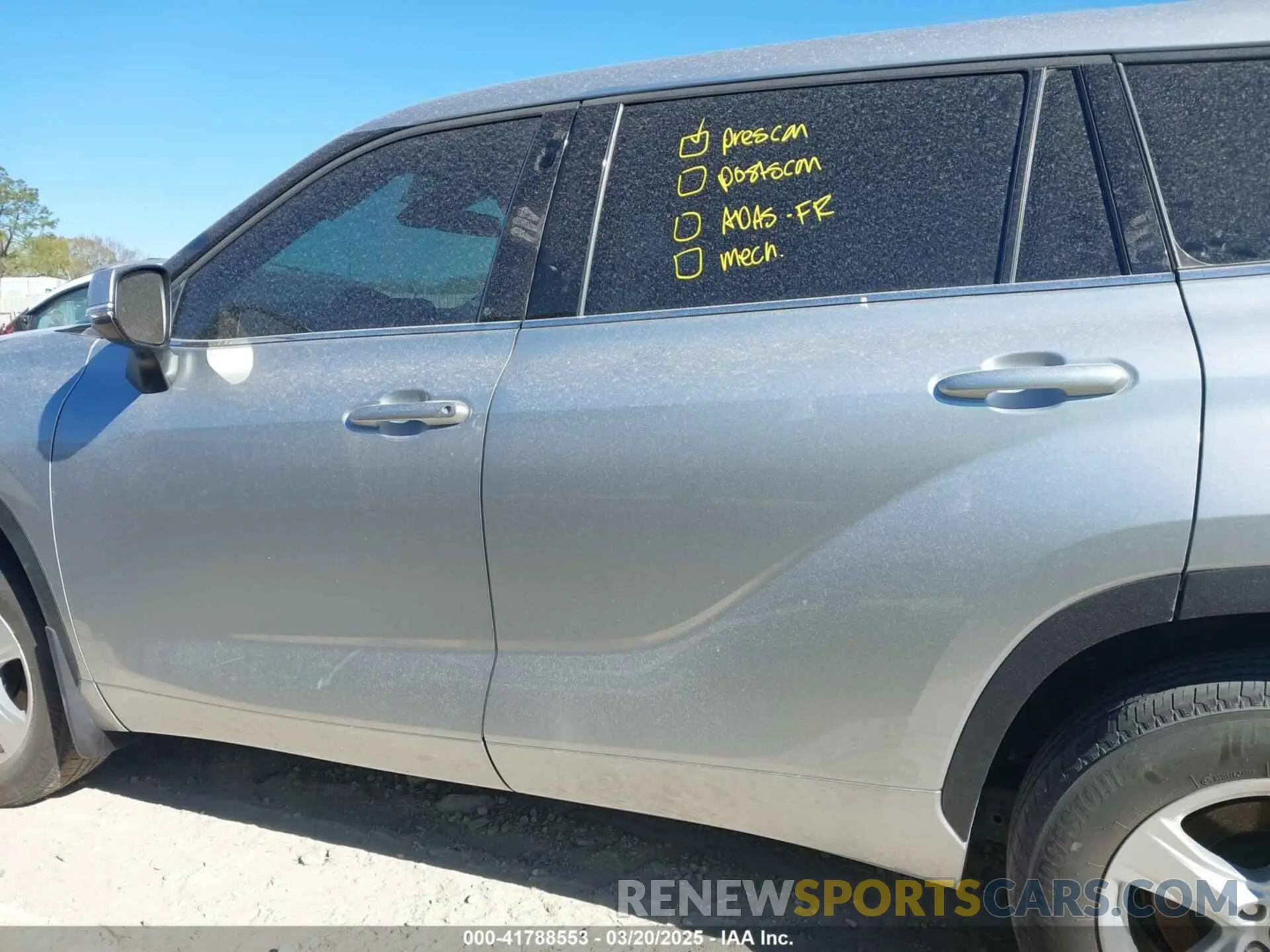 15 Photograph of a damaged car 5TDZZRAH9MS533683 TOYOTA HIGHLANDER 2021
