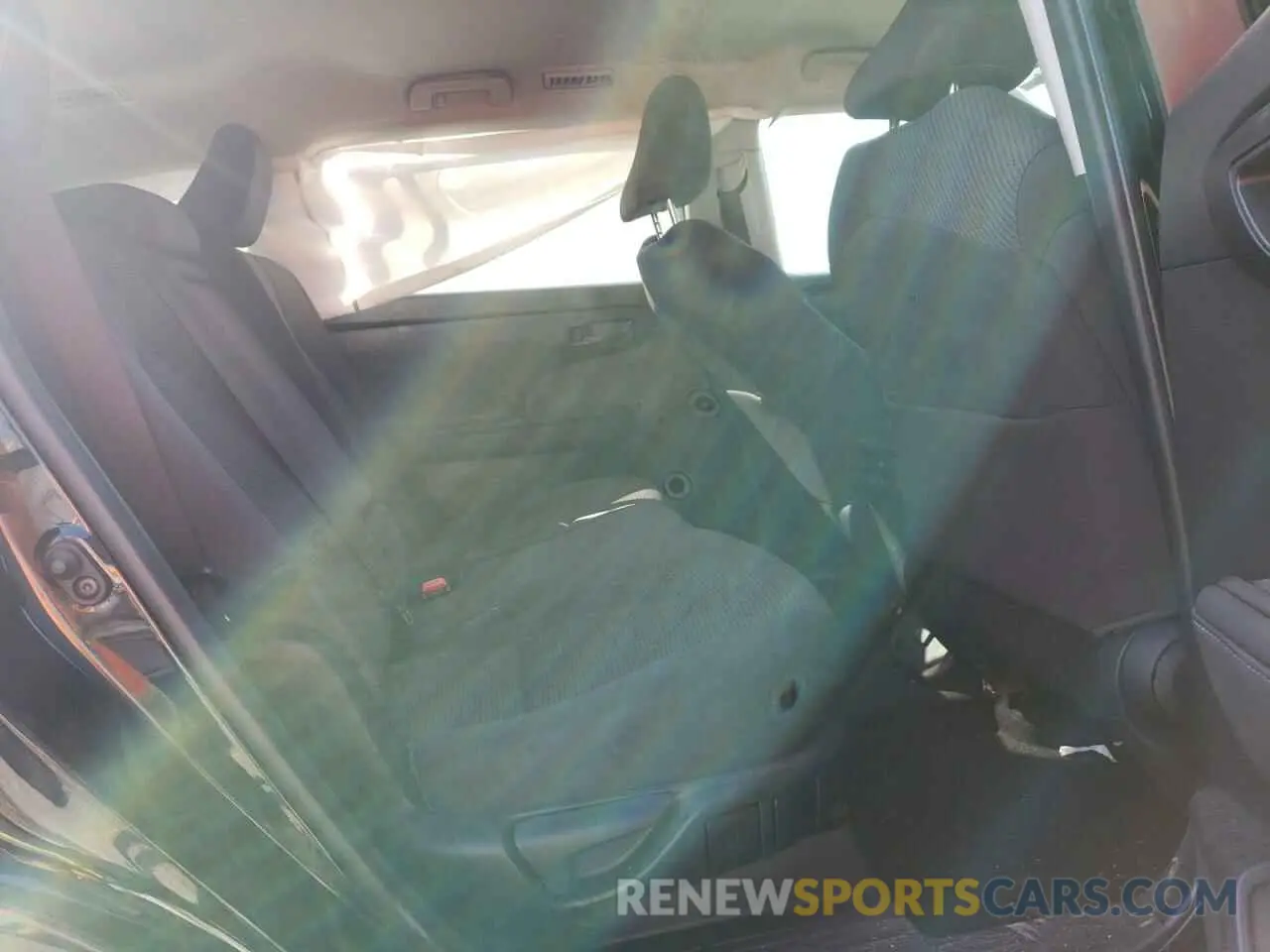 11 Photograph of a damaged car 5TDZZRAHXMS035122 TOYOTA HIGHLANDER 2021
