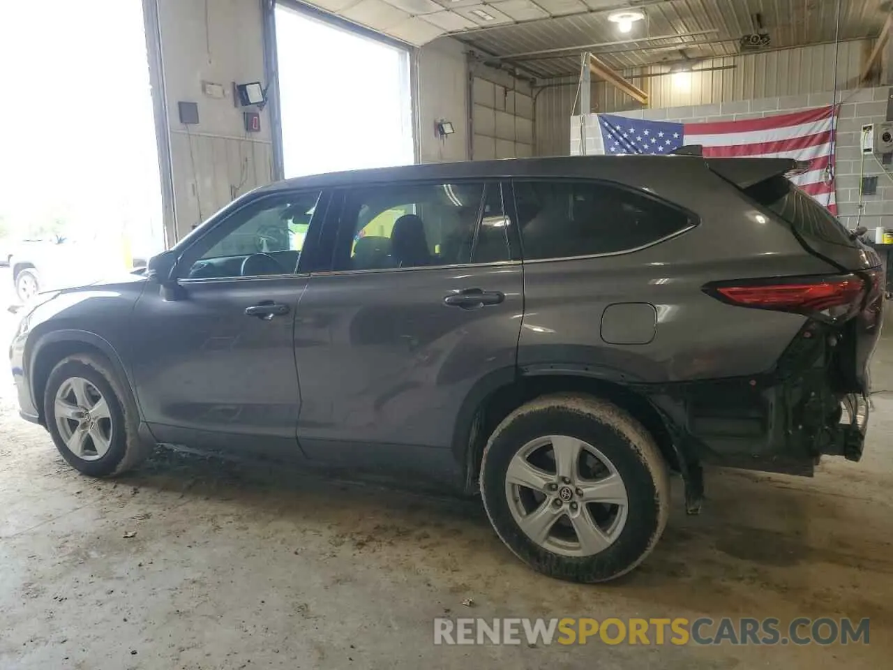 2 Photograph of a damaged car 5TDZZRAHXMS066838 TOYOTA HIGHLANDER 2021