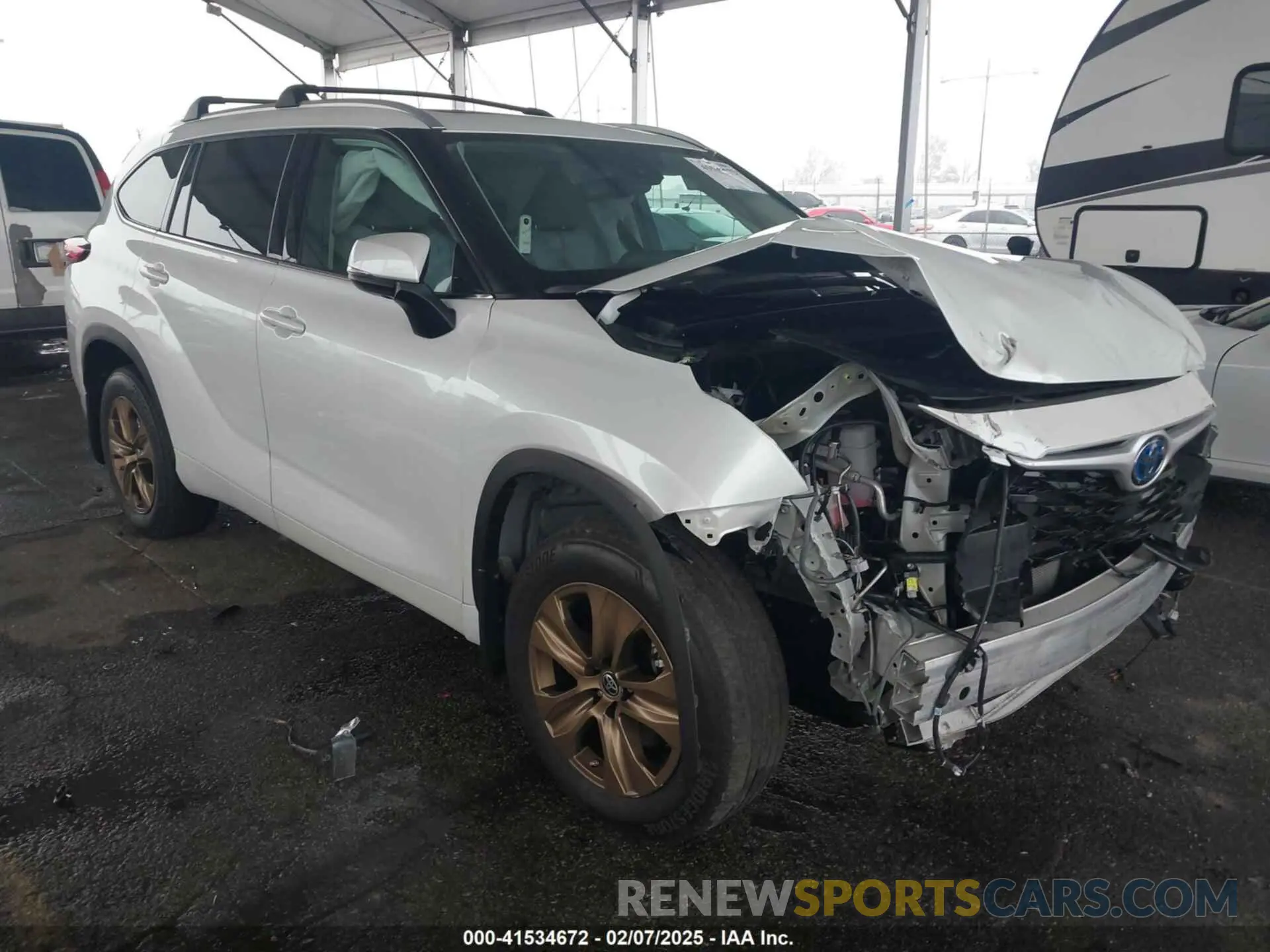 1 Photograph of a damaged car 5TDAARAH3NS512317 TOYOTA HIGHLANDER 2022