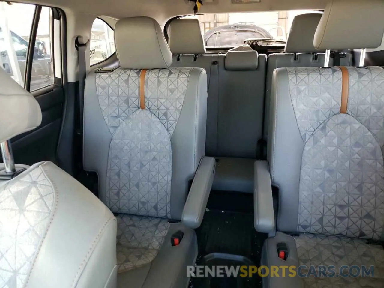 10 Фотография поврежденного автомобиля 5TDABRCH8NS538633 TOYOTA HIGHLANDER 2022