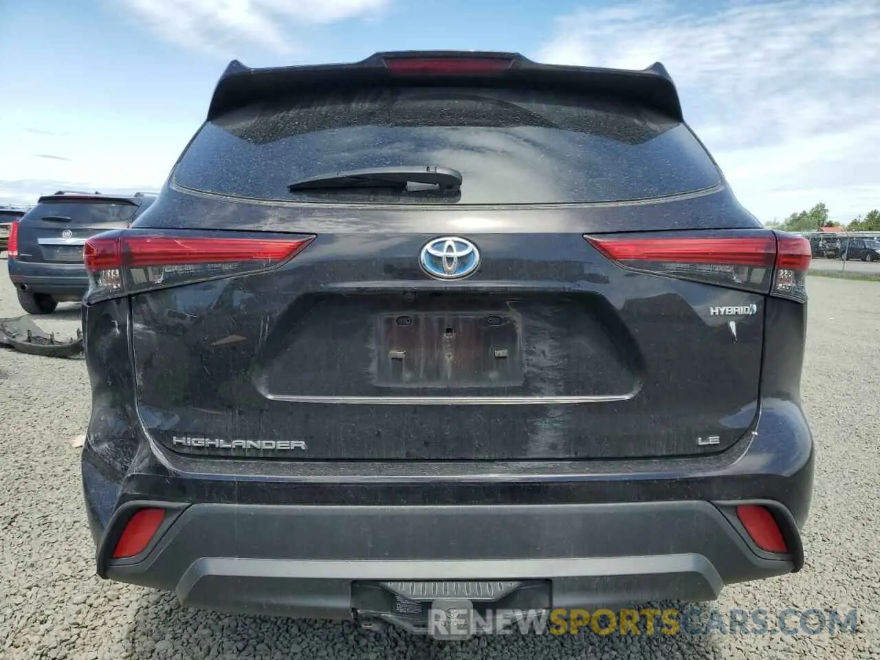 6 Photograph of a damaged car 5TDBBRCH1NS087887 TOYOTA HIGHLANDER 2022