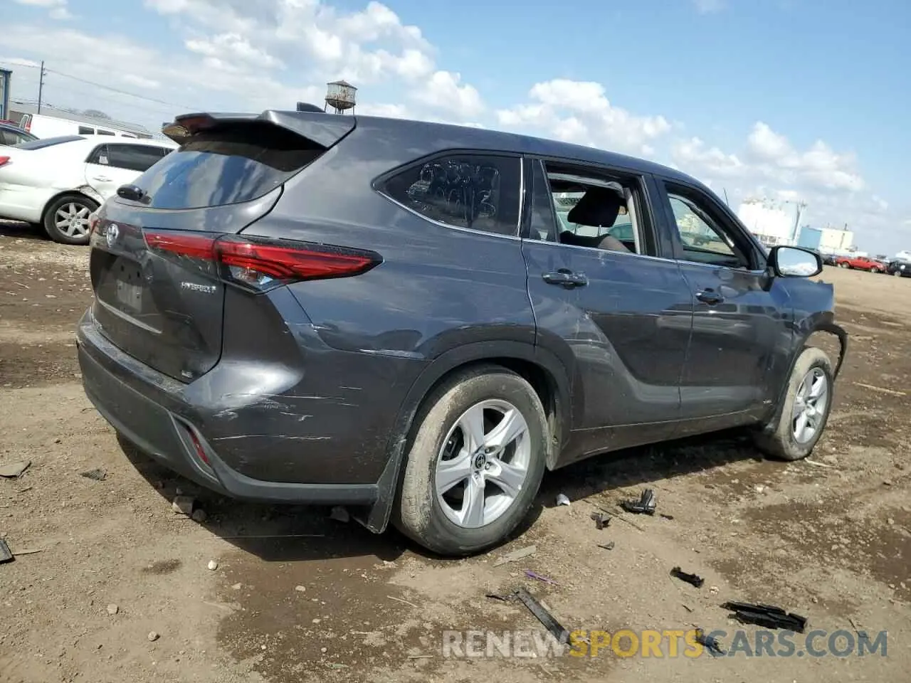 3 Photograph of a damaged car 5TDBBRCHXNS546463 TOYOTA HIGHLANDER 2022