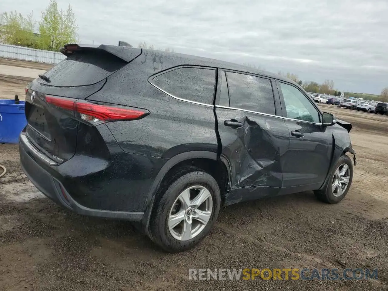 3 Photograph of a damaged car 5TDBZRBH3NS204463 TOYOTA HIGHLANDER 2022