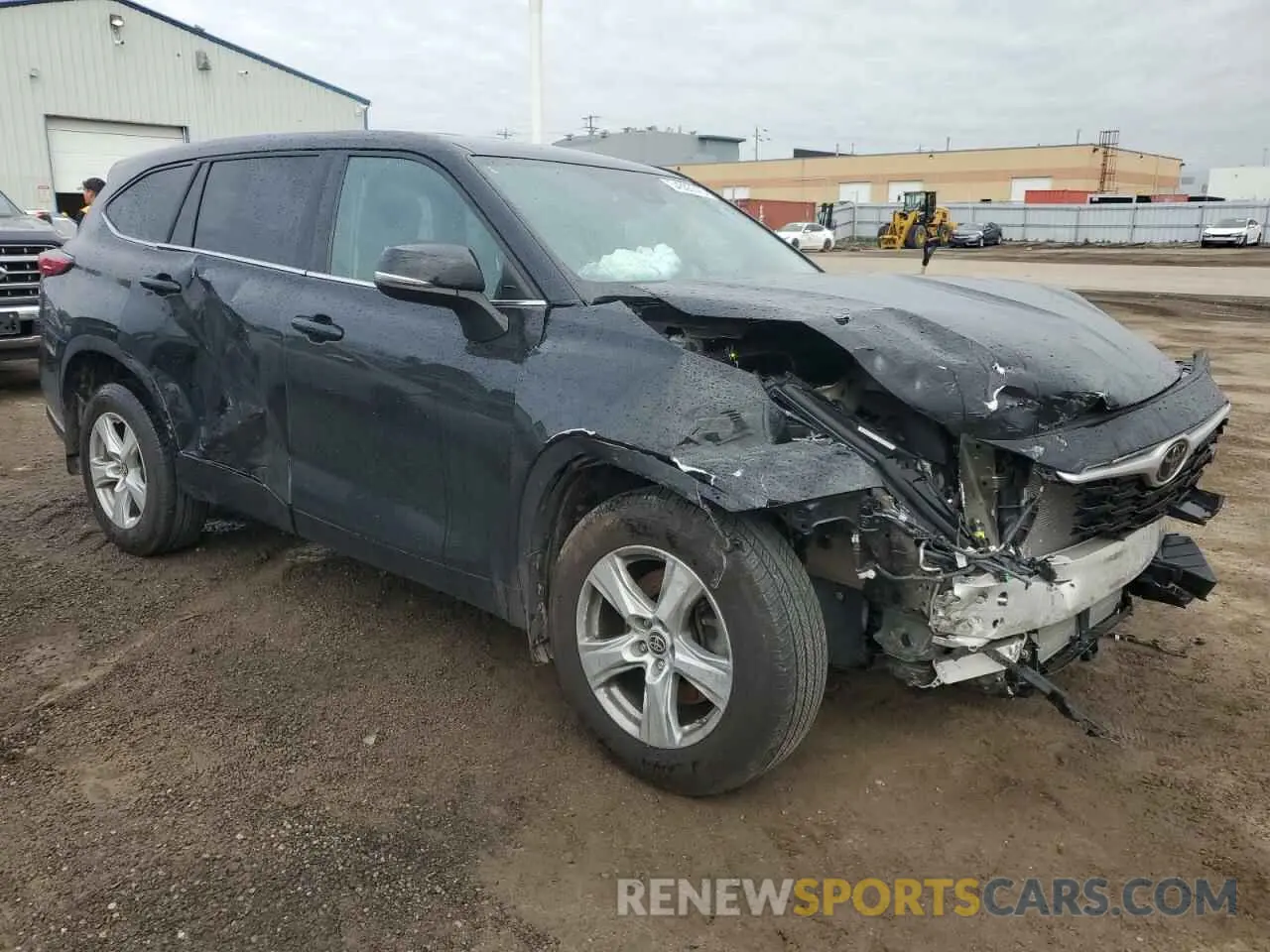 4 Photograph of a damaged car 5TDBZRBH3NS204463 TOYOTA HIGHLANDER 2022
