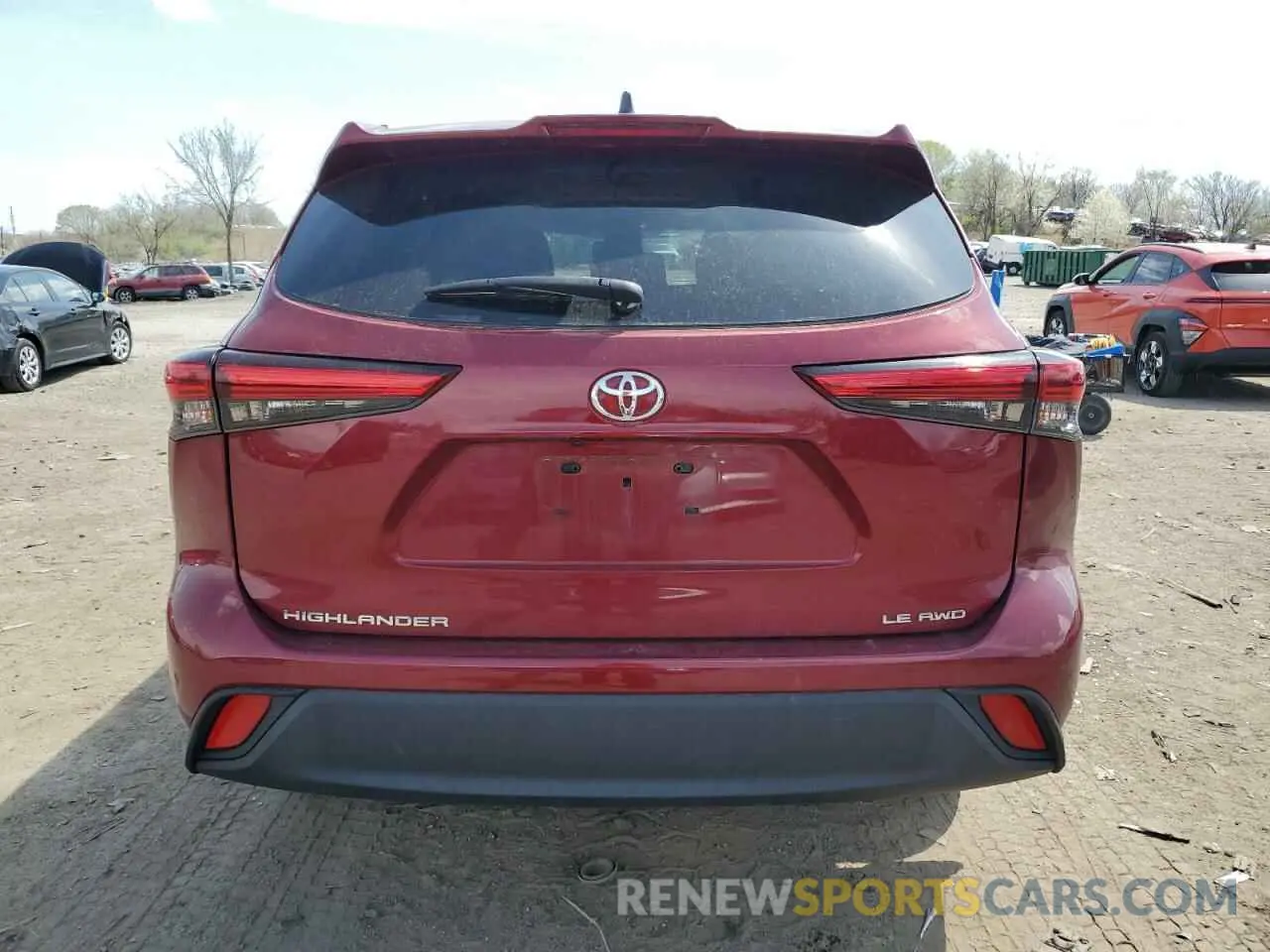 6 Photograph of a damaged car 5TDBZRBH5NS173281 TOYOTA HIGHLANDER 2022
