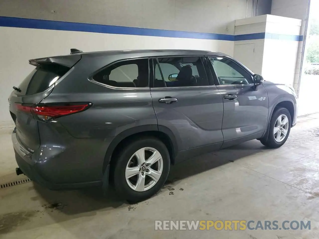 3 Фотография поврежденного автомобиля 5TDBZRBH8NS596792 TOYOTA HIGHLANDER 2022