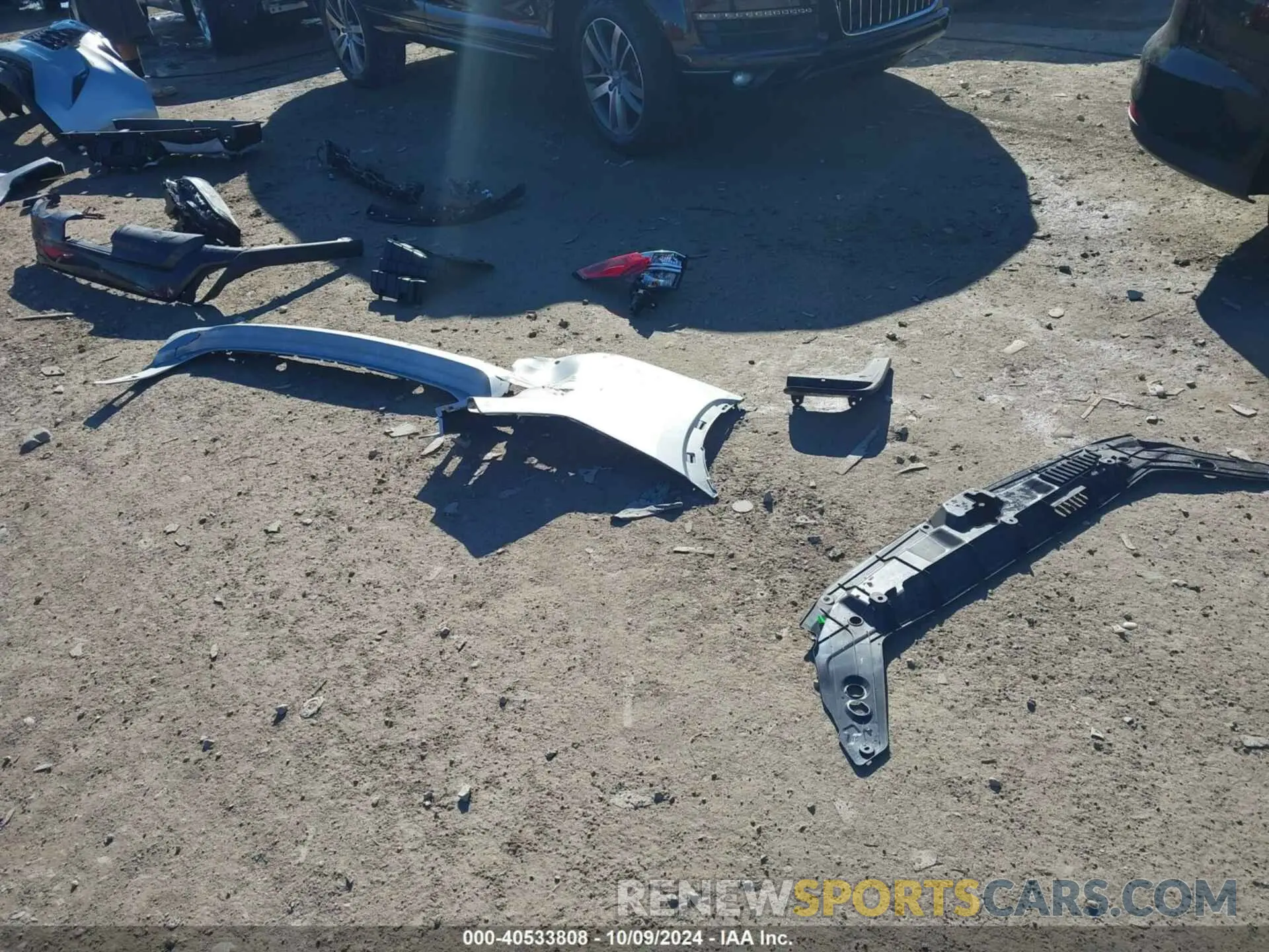 12 Photograph of a damaged car 5TDDZRBH2NS218590 TOYOTA HIGHLANDER 2022