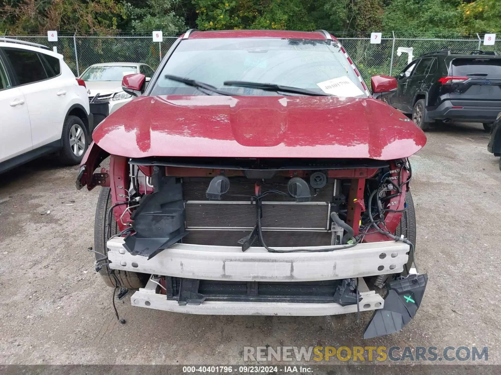 13 Photograph of a damaged car 5TDEBRCH4NS073270 TOYOTA HIGHLANDER 2022