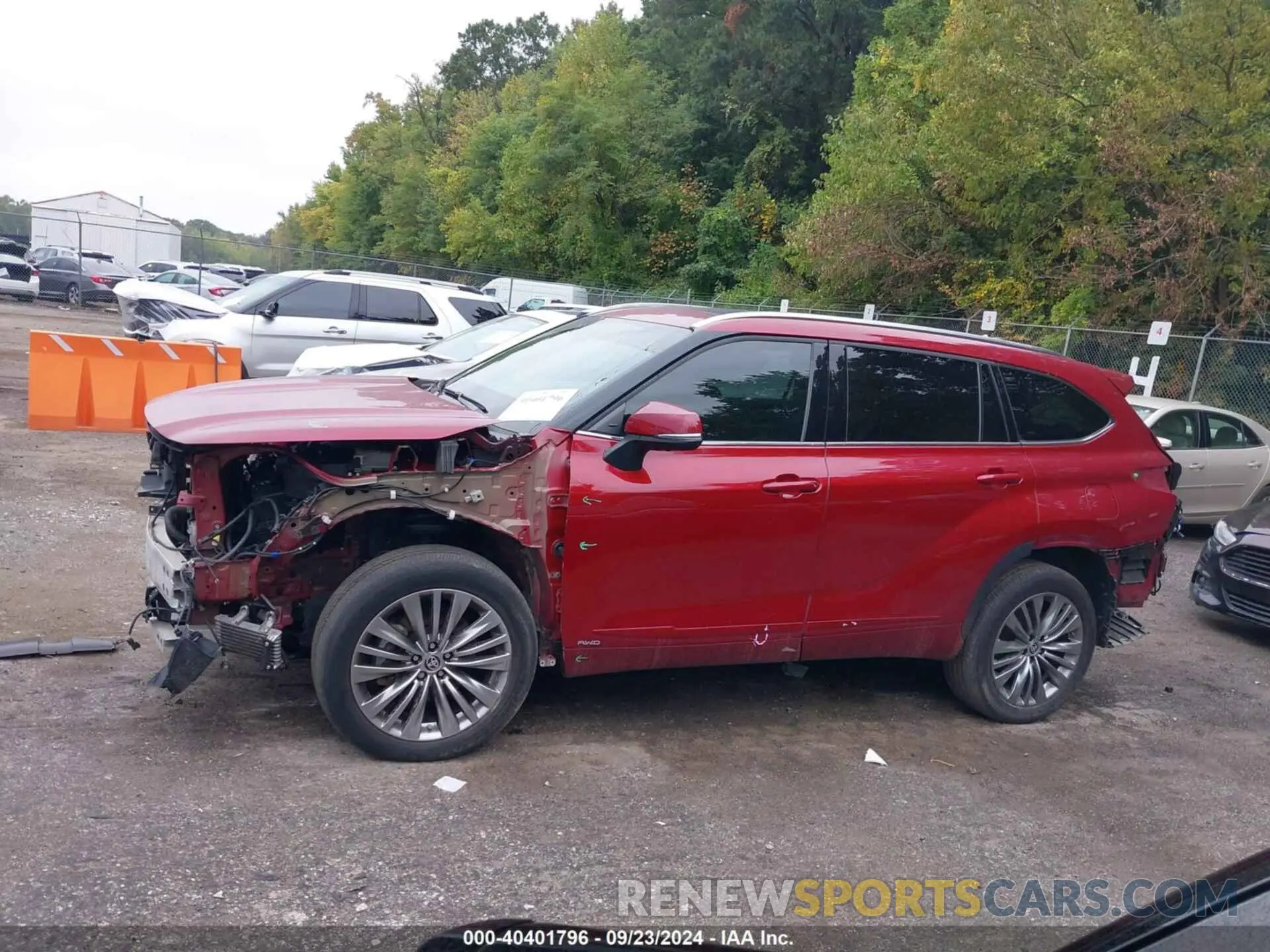 15 Photograph of a damaged car 5TDEBRCH4NS073270 TOYOTA HIGHLANDER 2022