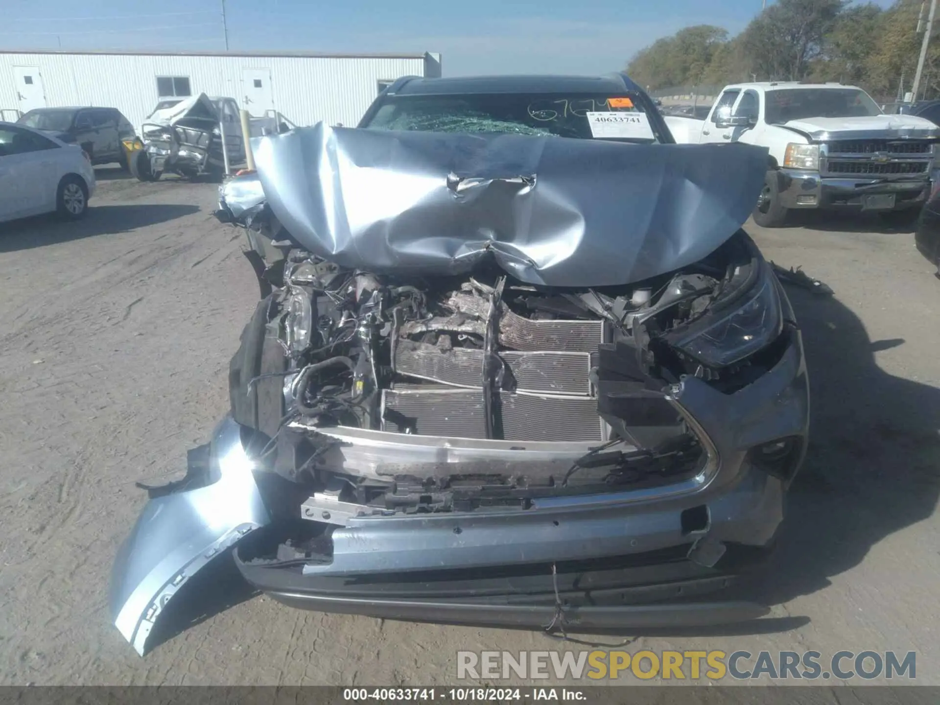 12 Photograph of a damaged car 5TDEBRCH6NS089695 TOYOTA HIGHLANDER 2022