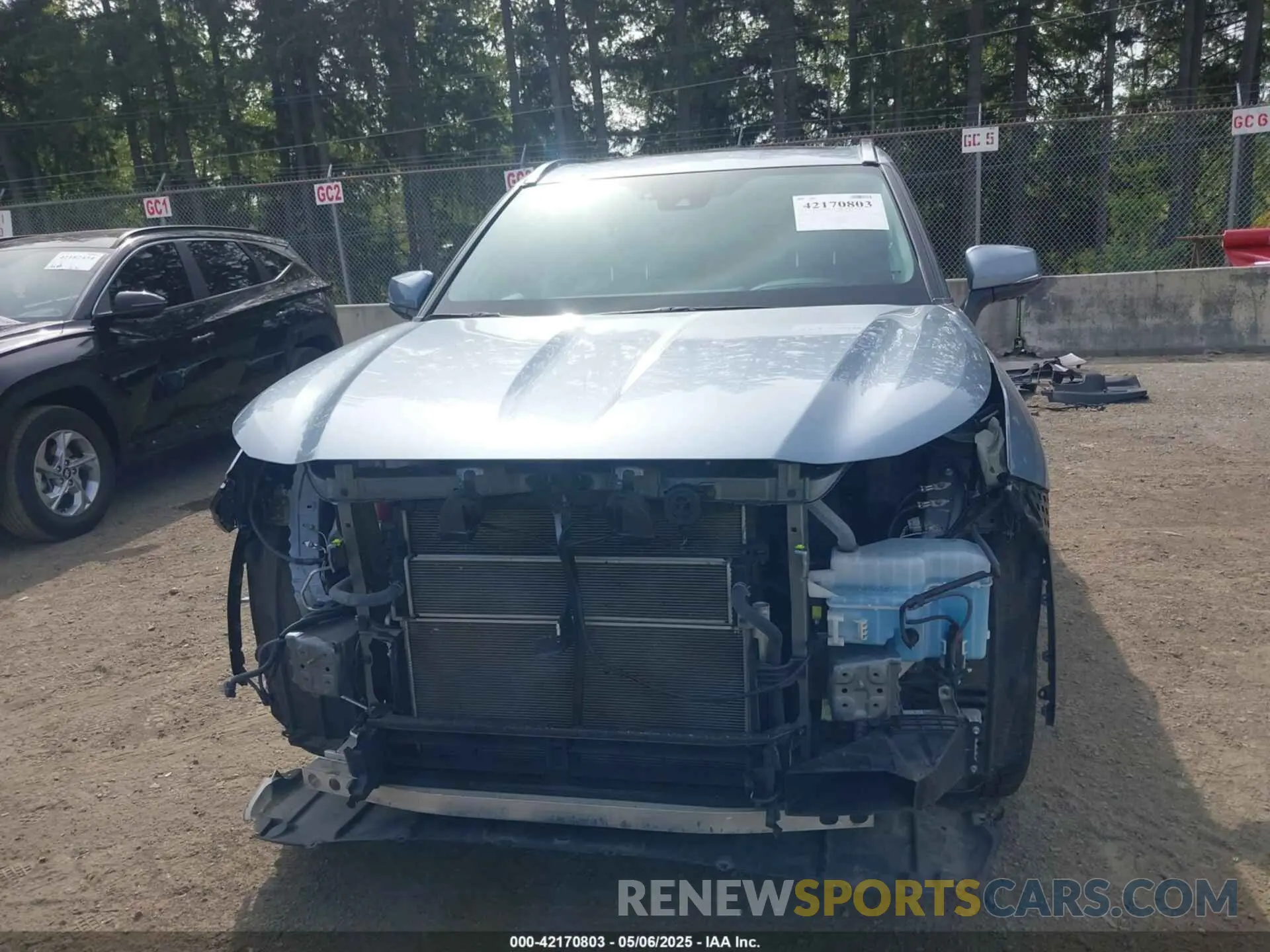 13 Photograph of a damaged car 5TDEBRCH7NS098017 TOYOTA HIGHLANDER 2022