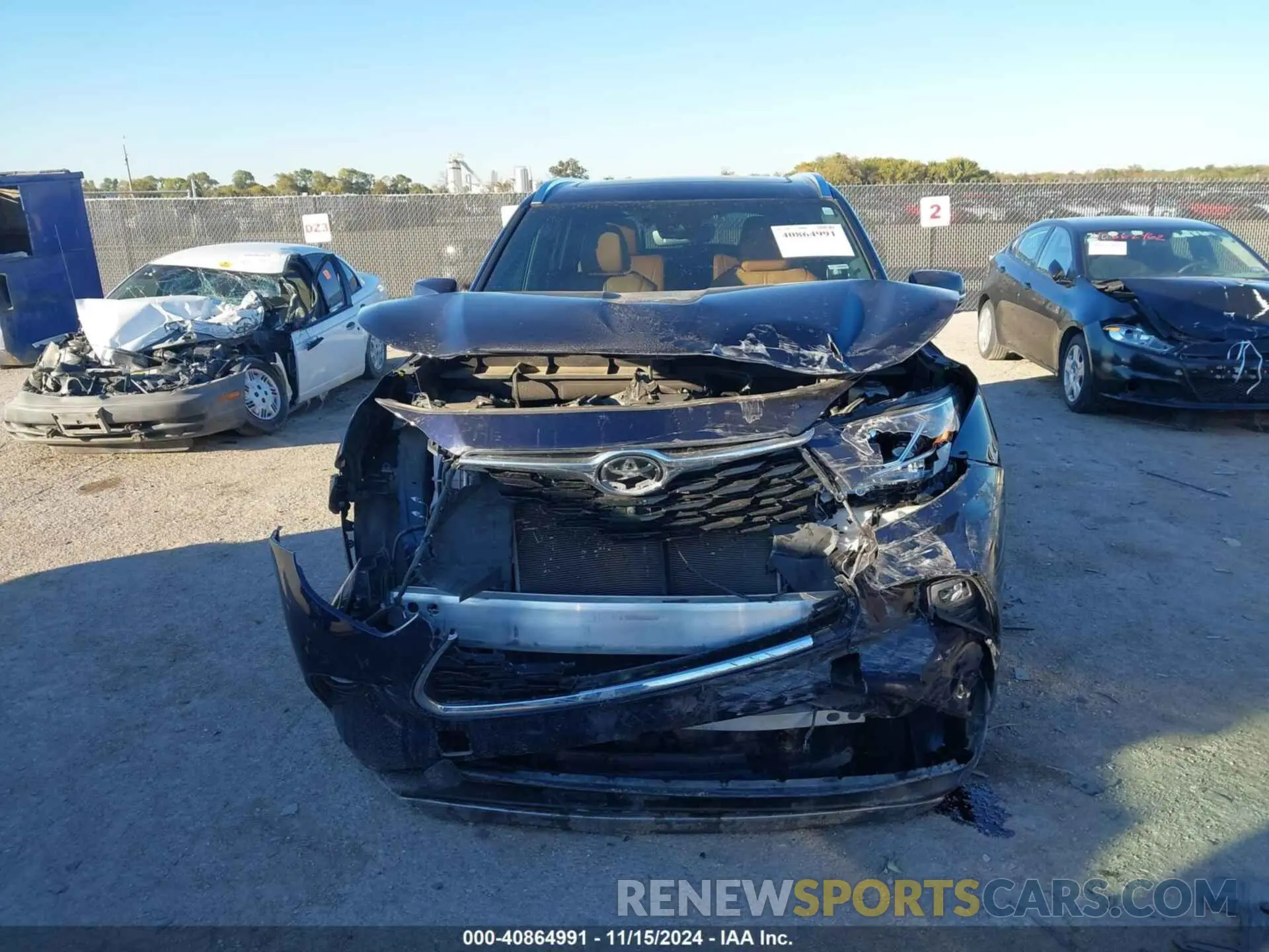 13 Photograph of a damaged car 5TDFZRAH1NS121603 TOYOTA HIGHLANDER 2022