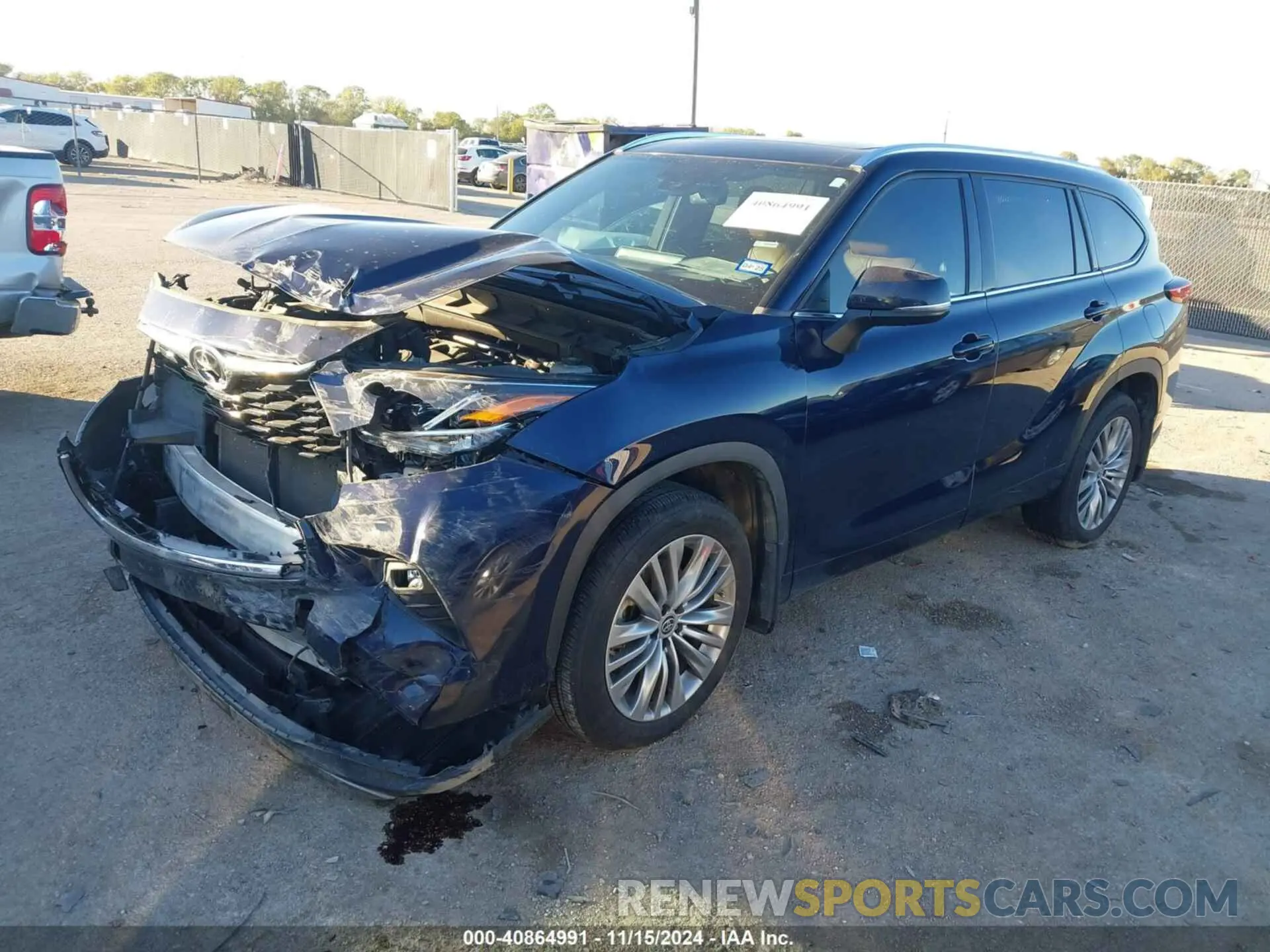 2 Photograph of a damaged car 5TDFZRAH1NS121603 TOYOTA HIGHLANDER 2022
