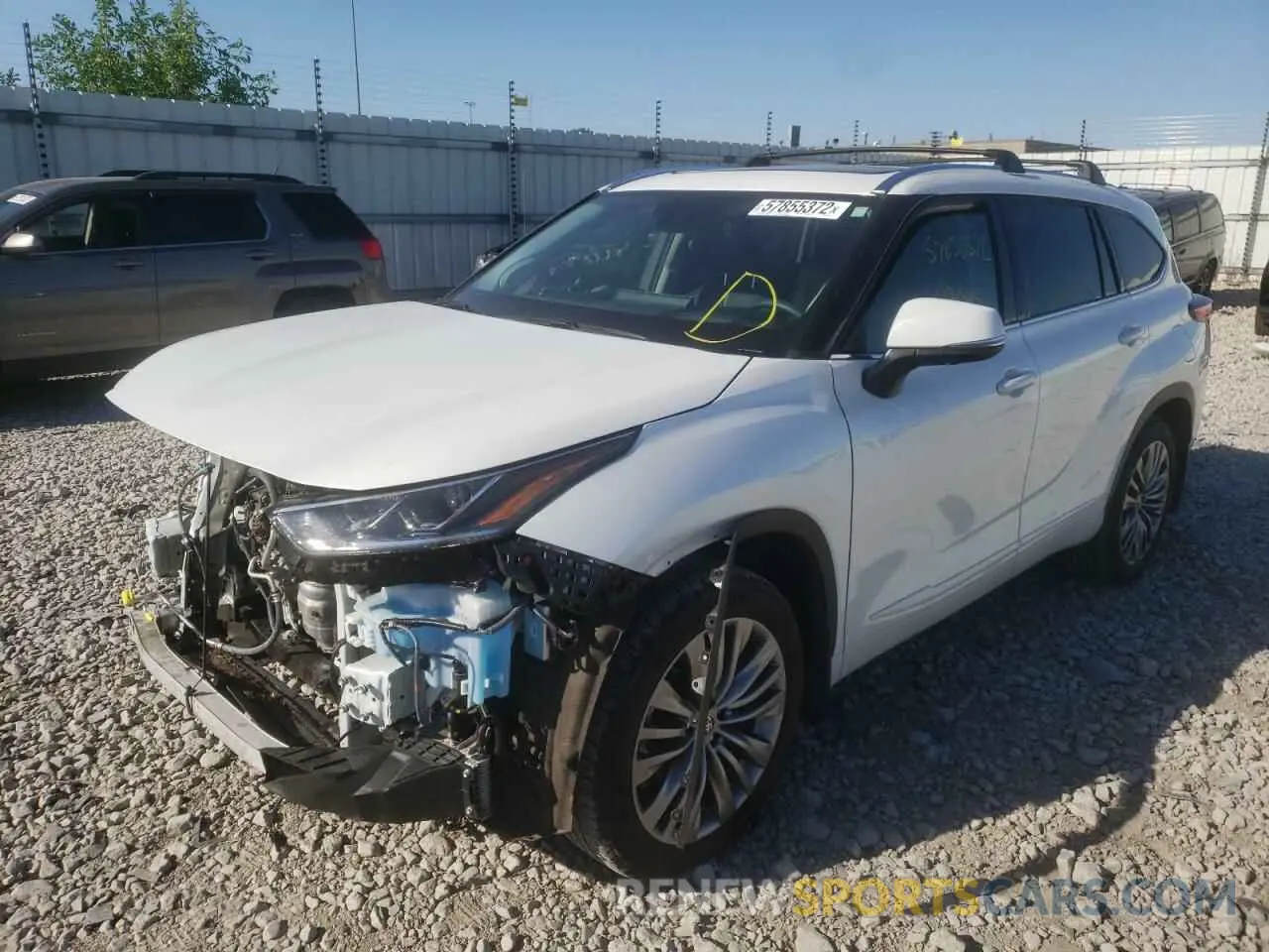 2 Photograph of a damaged car 5TDFZRBH0NS177191 TOYOTA HIGHLANDER 2022