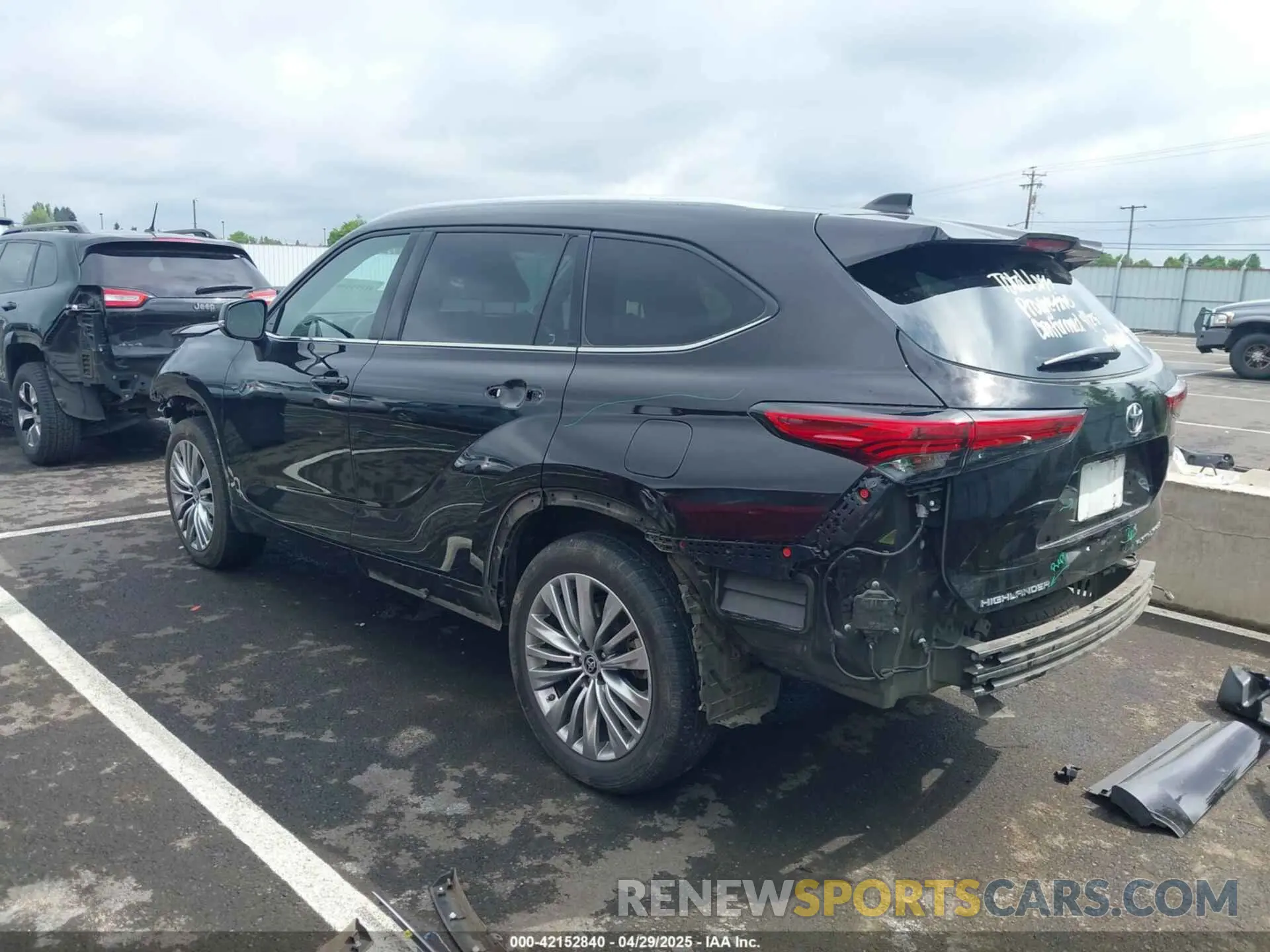 3 Фотография поврежденного автомобиля 5TDFZRBH4NS234086 TOYOTA HIGHLANDER 2022
