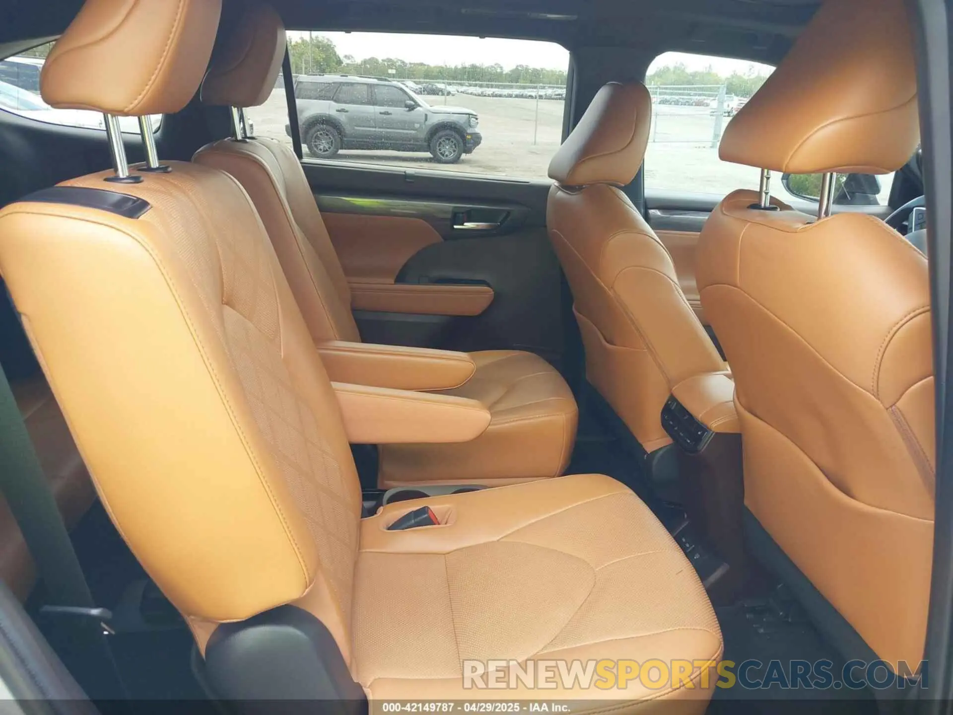 8 Фотография поврежденного автомобиля 5TDFZRBHXNS175366 TOYOTA HIGHLANDER 2022