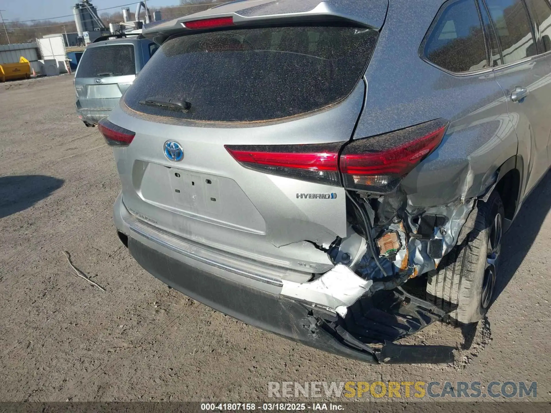 6 Photograph of a damaged car 5TDGARAH3NS513073 TOYOTA HIGHLANDER 2022