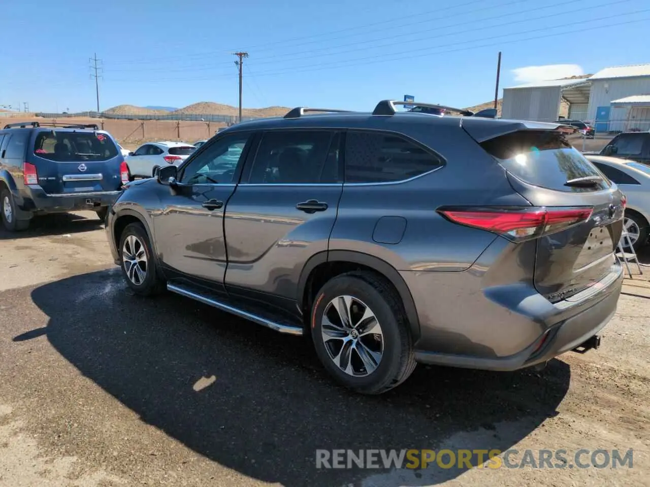 2 Photograph of a damaged car 5TDGARAH7NS512329 TOYOTA HIGHLANDER 2022