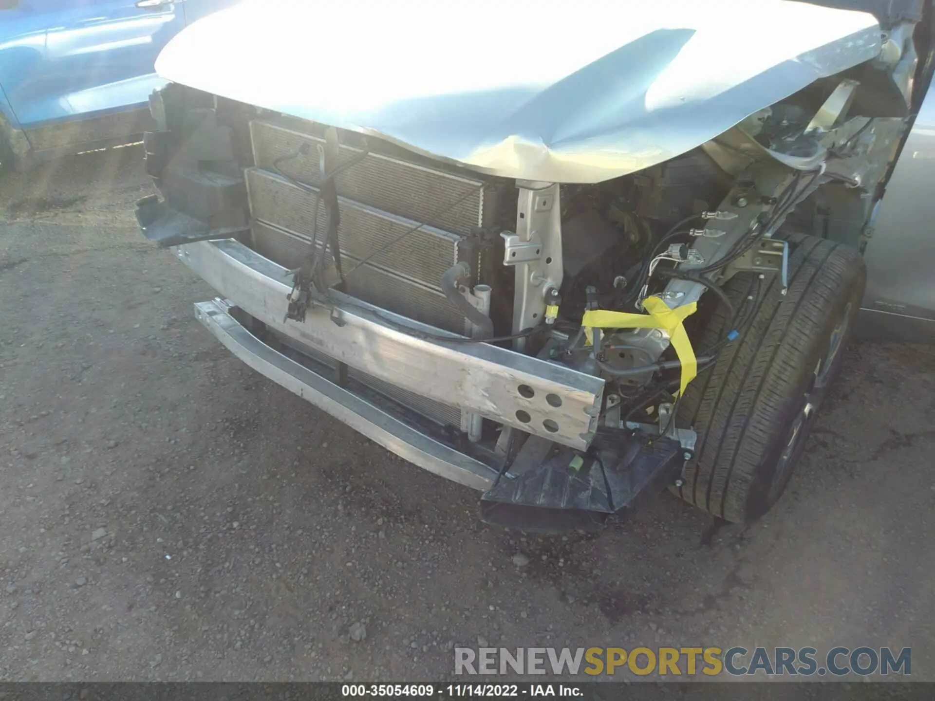6 Photograph of a damaged car 5TDGBRCH1NS543196 TOYOTA HIGHLANDER 2022
