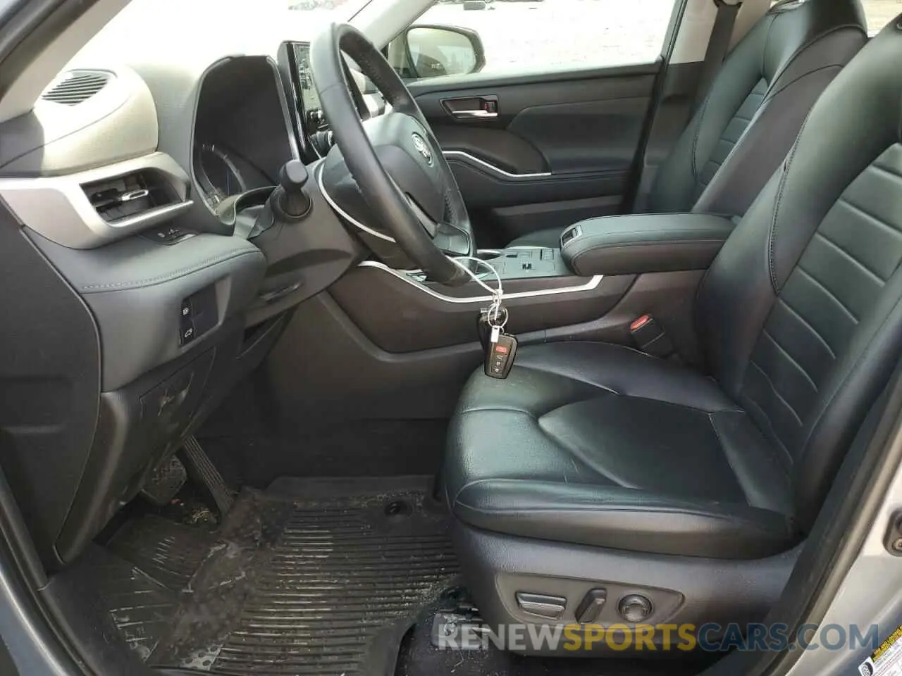 7 Photograph of a damaged car 5TDGBRCH2NS093333 TOYOTA HIGHLANDER 2022