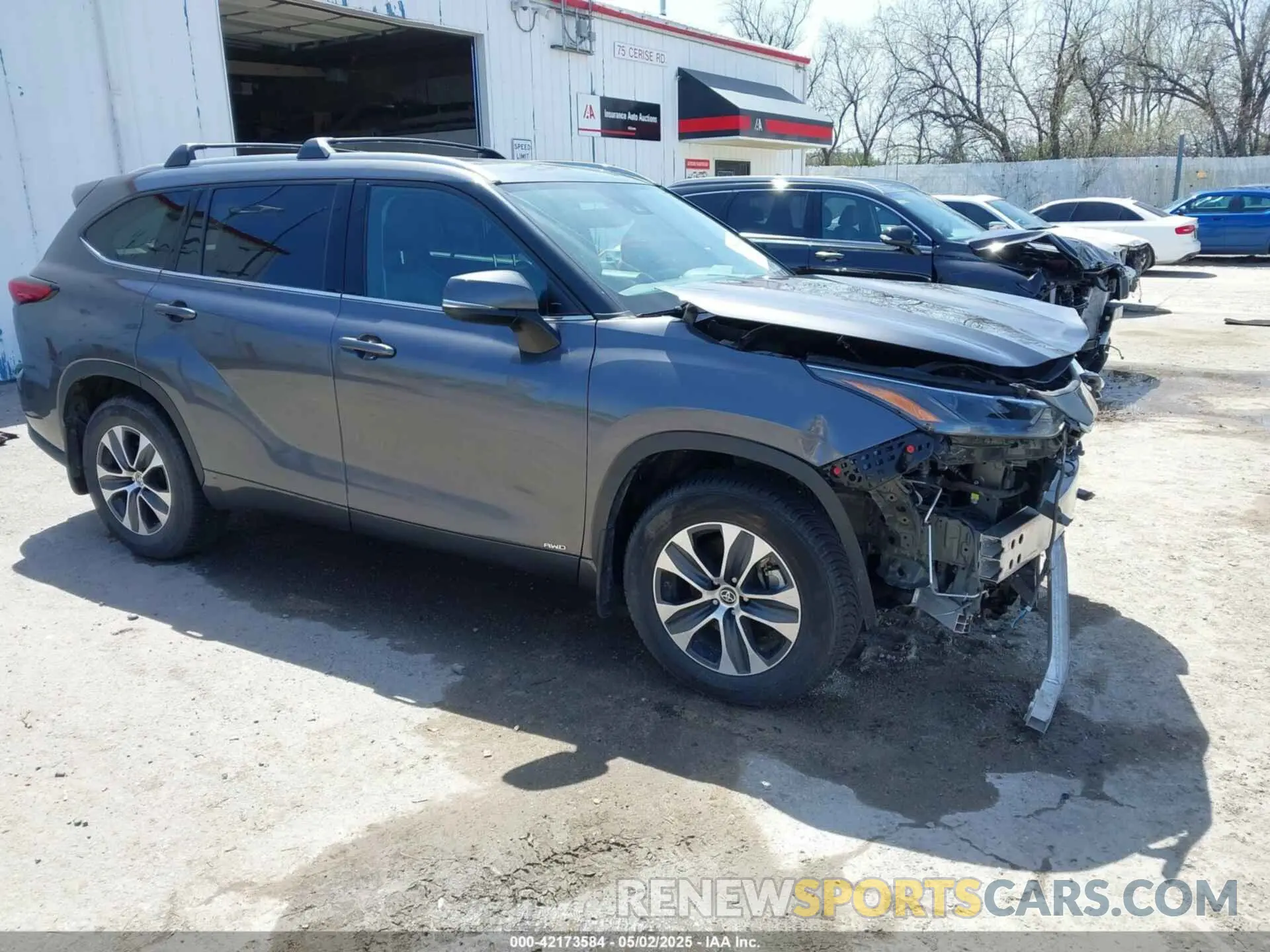 1 Photograph of a damaged car 5TDGBRCH4NS545203 TOYOTA HIGHLANDER 2022