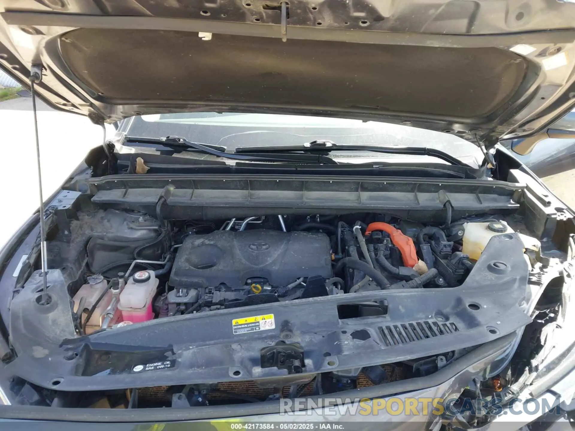 10 Photograph of a damaged car 5TDGBRCH4NS545203 TOYOTA HIGHLANDER 2022