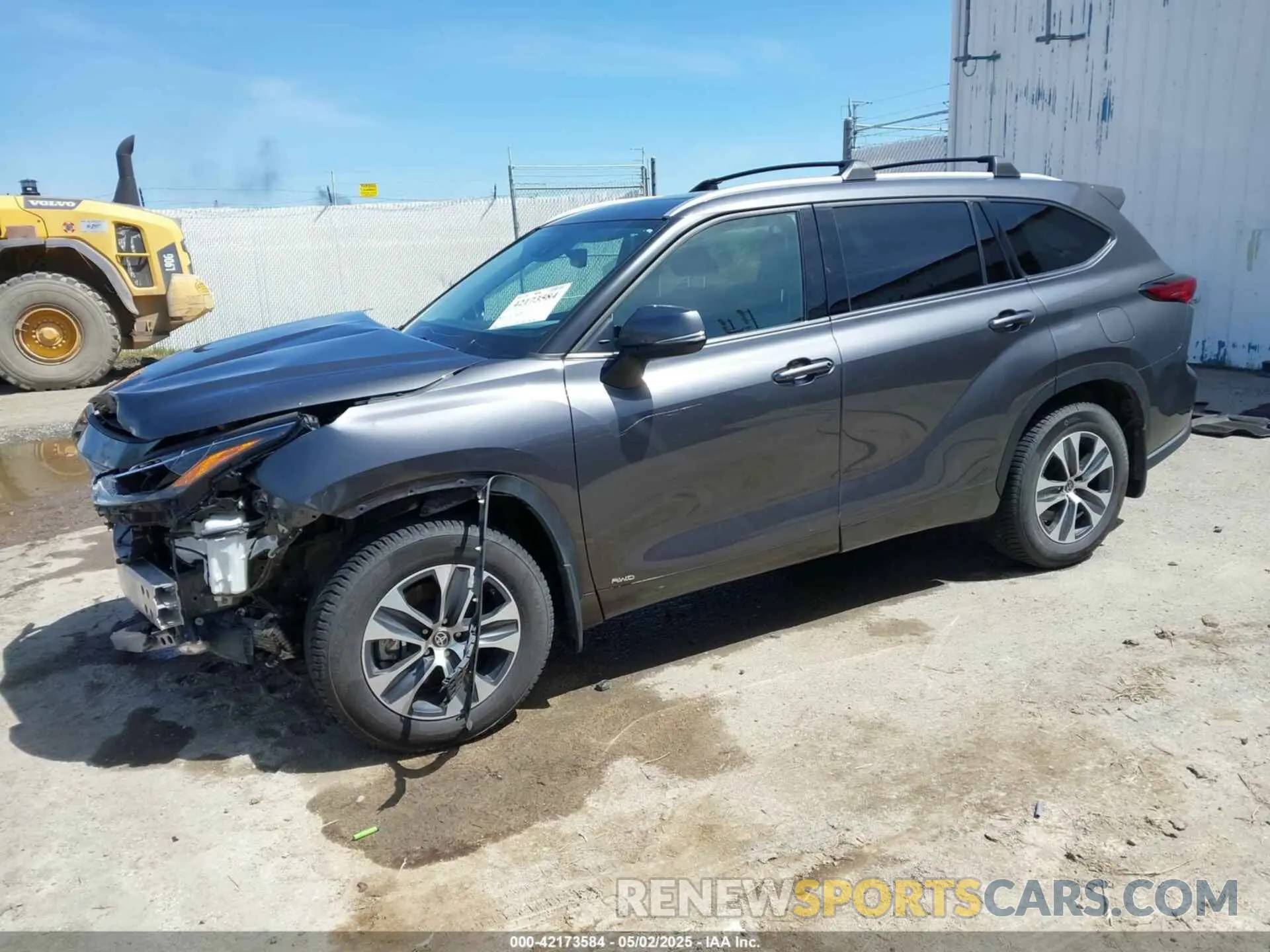 2 Photograph of a damaged car 5TDGBRCH4NS545203 TOYOTA HIGHLANDER 2022