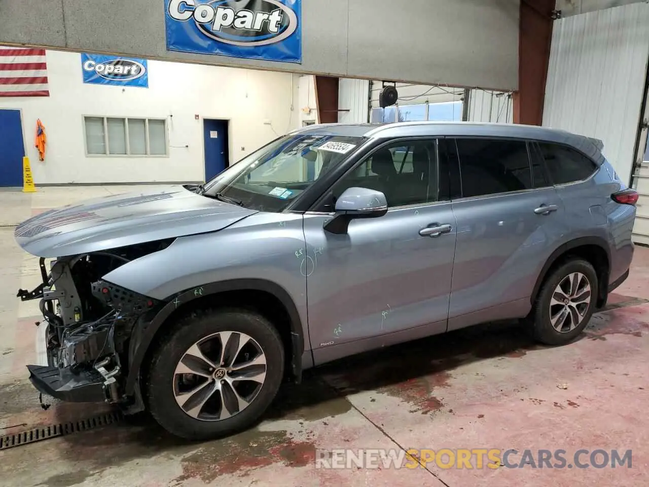 1 Photograph of a damaged car 5TDGBRCH5NS073027 TOYOTA HIGHLANDER 2022