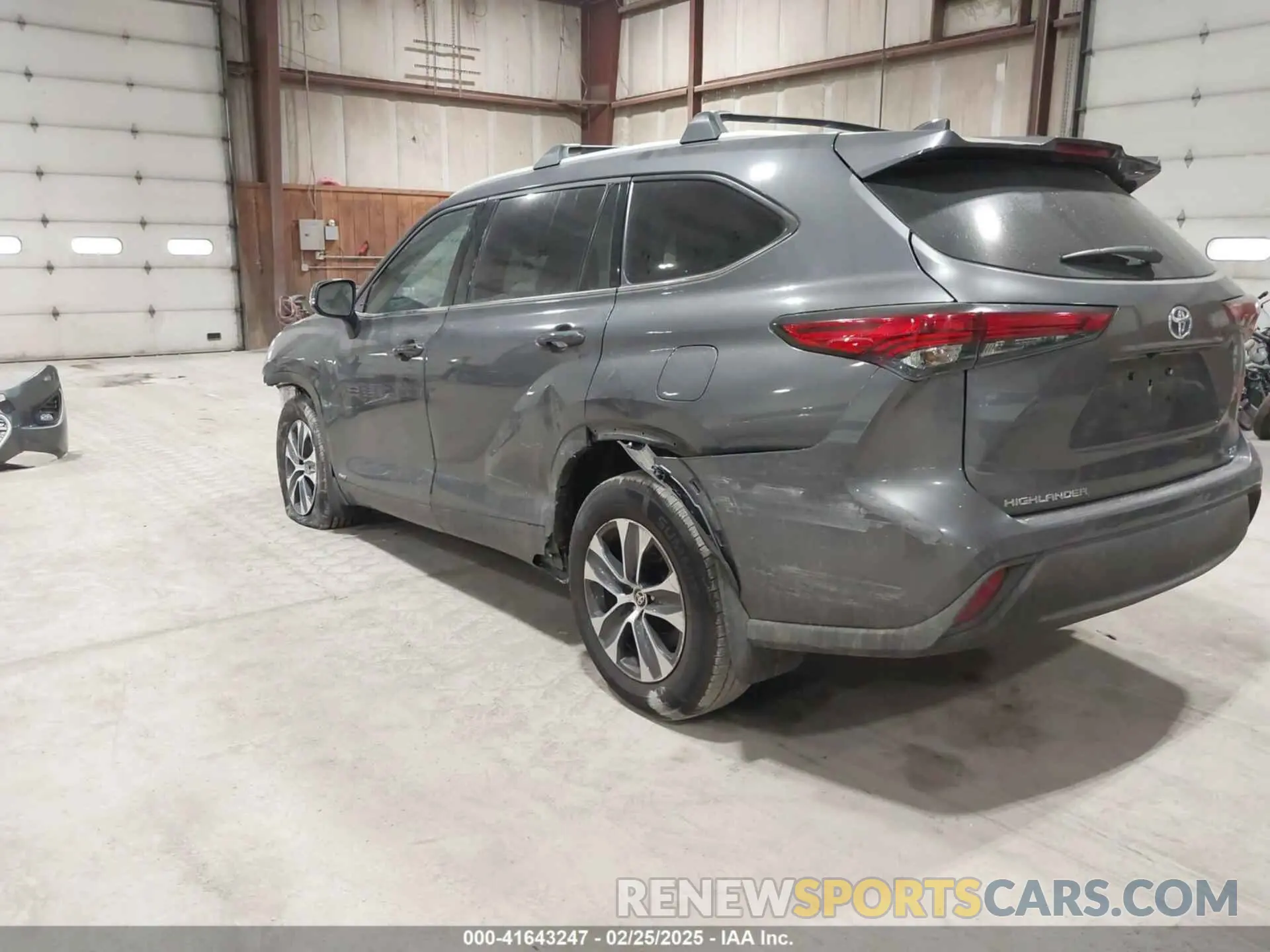20 Photograph of a damaged car 5TDGBRCH8NS554017 TOYOTA HIGHLANDER 2022