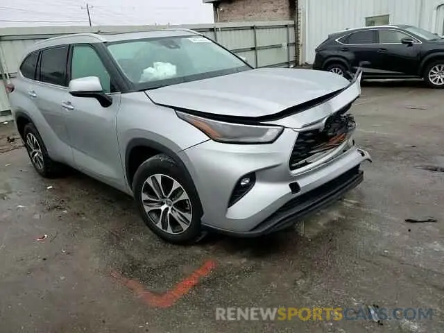 15 Photograph of a damaged car 5TDGZRAH0NS095094 TOYOTA HIGHLANDER 2022