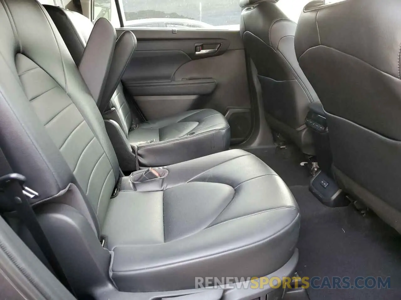 10 Фотография поврежденного автомобиля 5TDGZRAH2NS107293 TOYOTA HIGHLANDER 2022